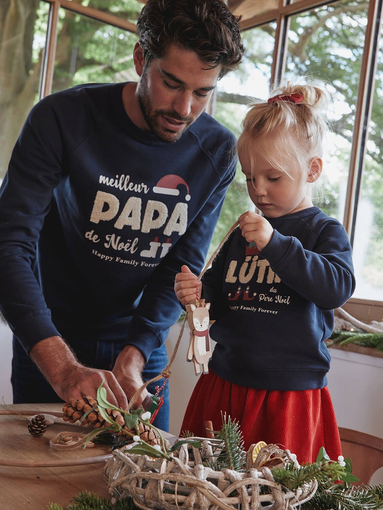 Vertbaudet Herren Weihnachts-Sweatshirt Capsule Collection HAPPY FAMILY FOREVER - marine