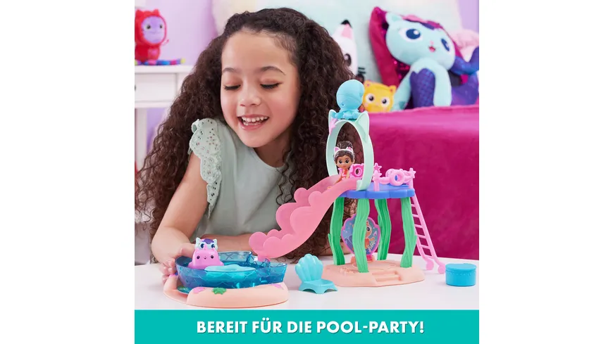 Gabby’s Dollhouse, Purrific Pool Party Spielset mit Gabby- und Meerkätzchen-Figur