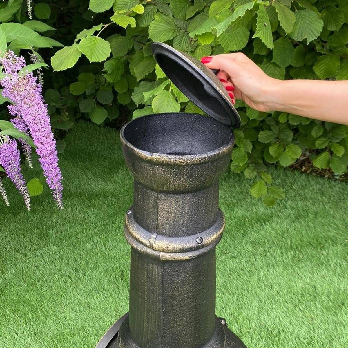 Monstershop Gusseisen Gartenkamin mit Schutzhulle