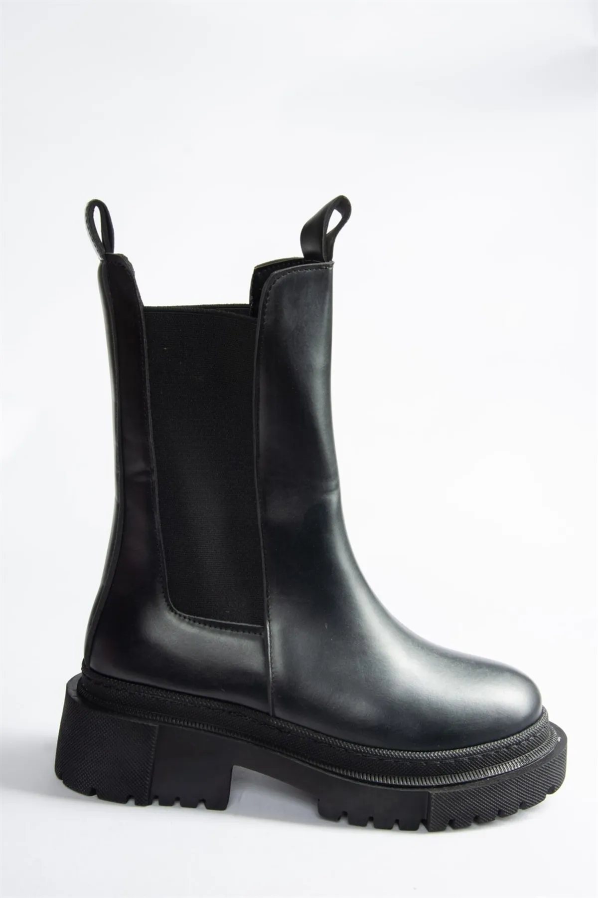 Fox Shoes  Schwarze Daily-Damenstiefel mit dicker Sohle N280349009