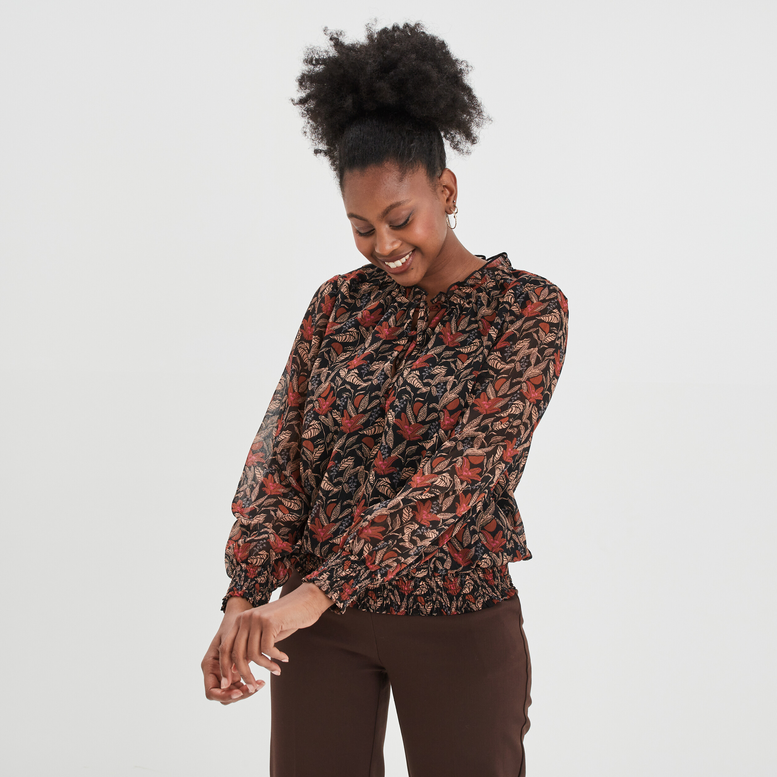 Blouse manches longues col montant camel femme | La Halle