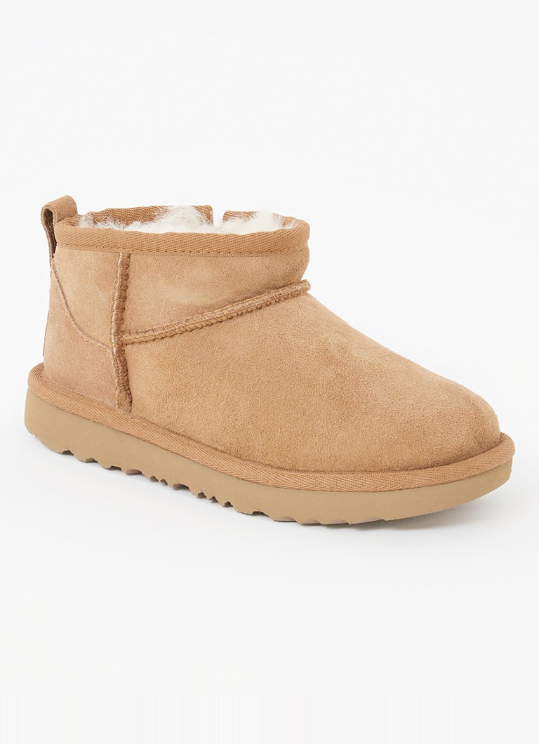 Stivaletti alla caviglia UGG Classic Ultra Mini in pelle scamosciata