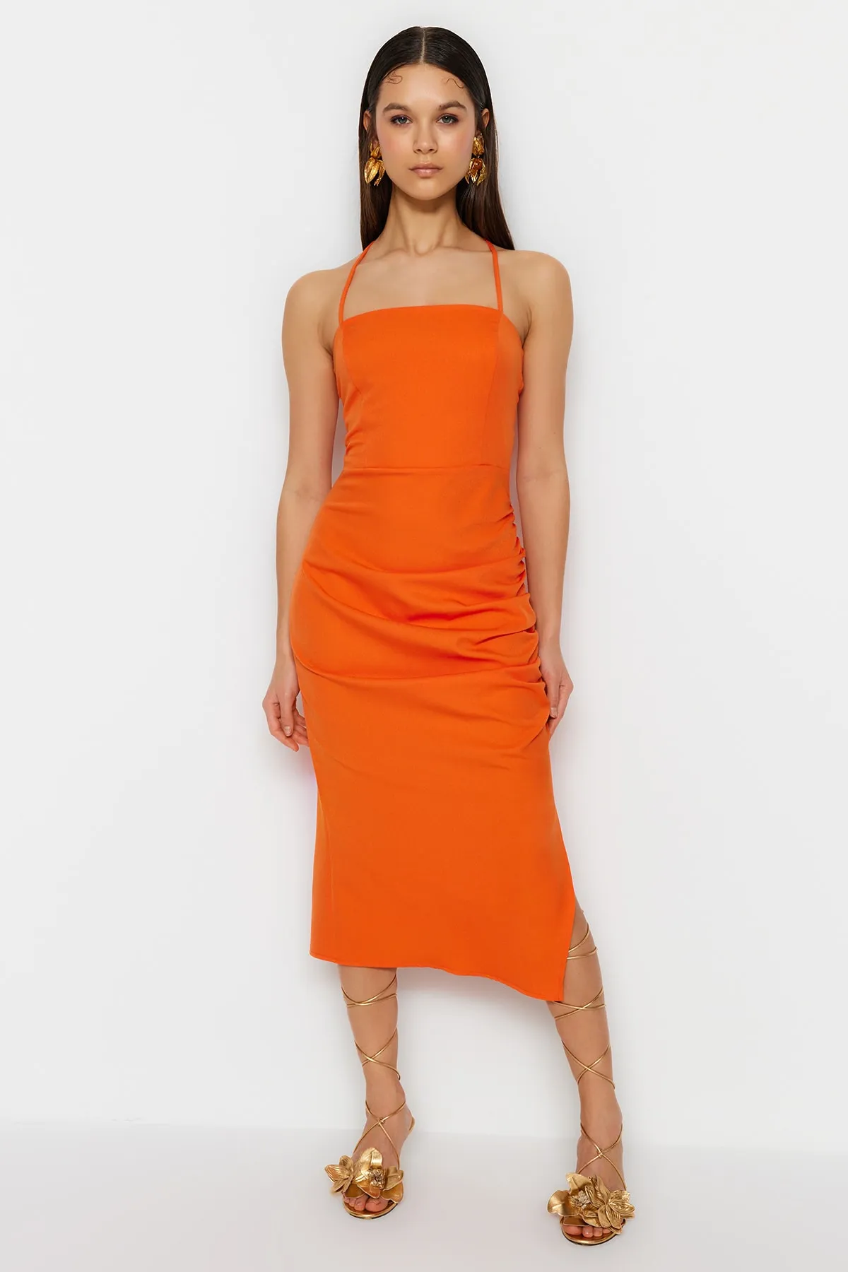 Trendyol Collection  Orange drapiertes, detailliertes Midi-Elegantes Abendkleid TPRSS23EL00543