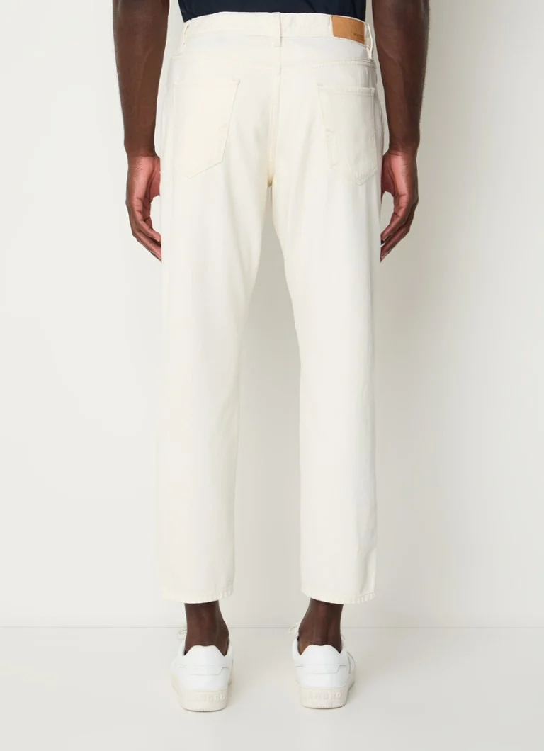 Selected Homme -suoralahkeiset crop-farkut luomupuuvillasekoitteesta, väripesulla