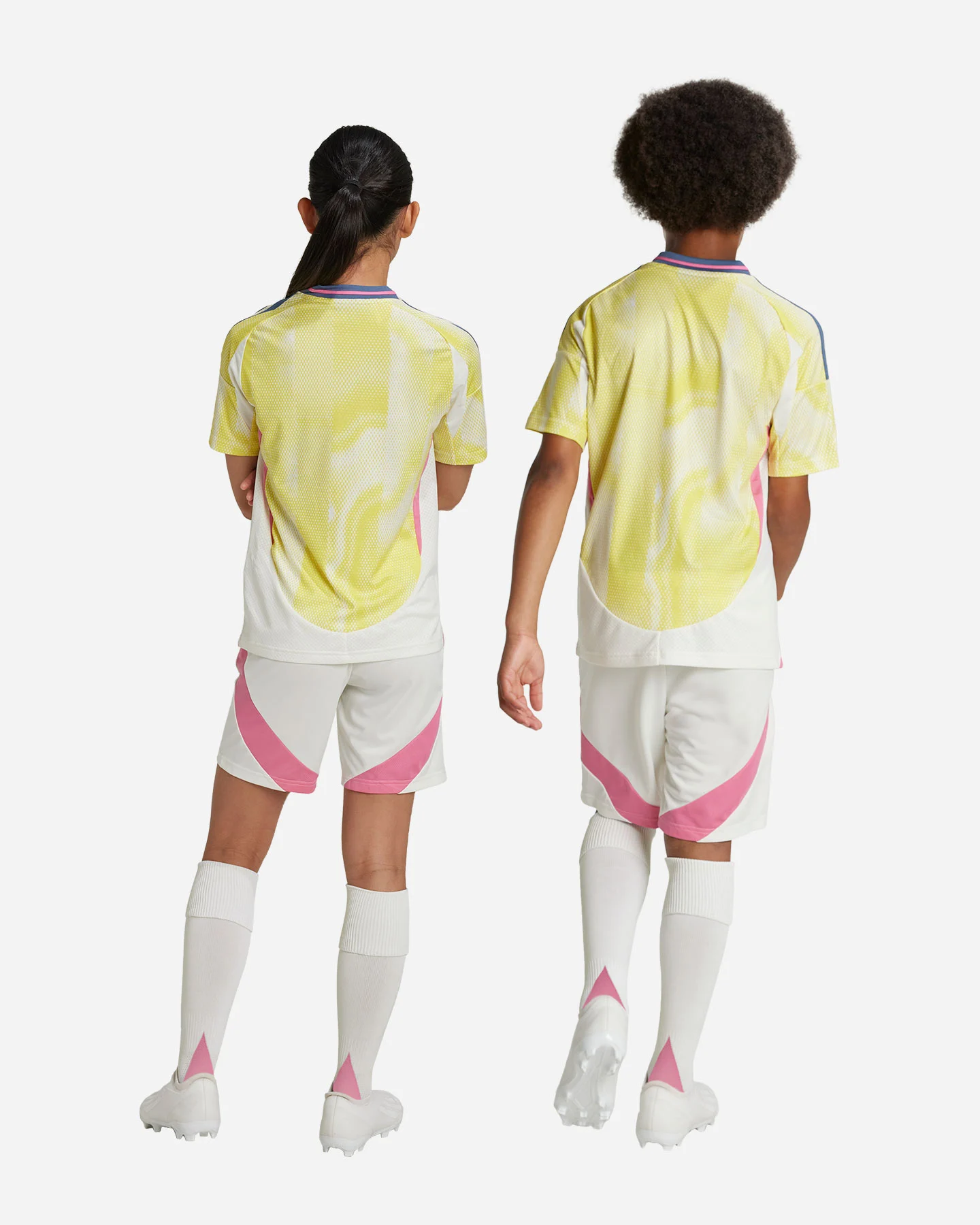 Futbalové šortky Adidas Juventus 24-25 Jr Away IT3556
