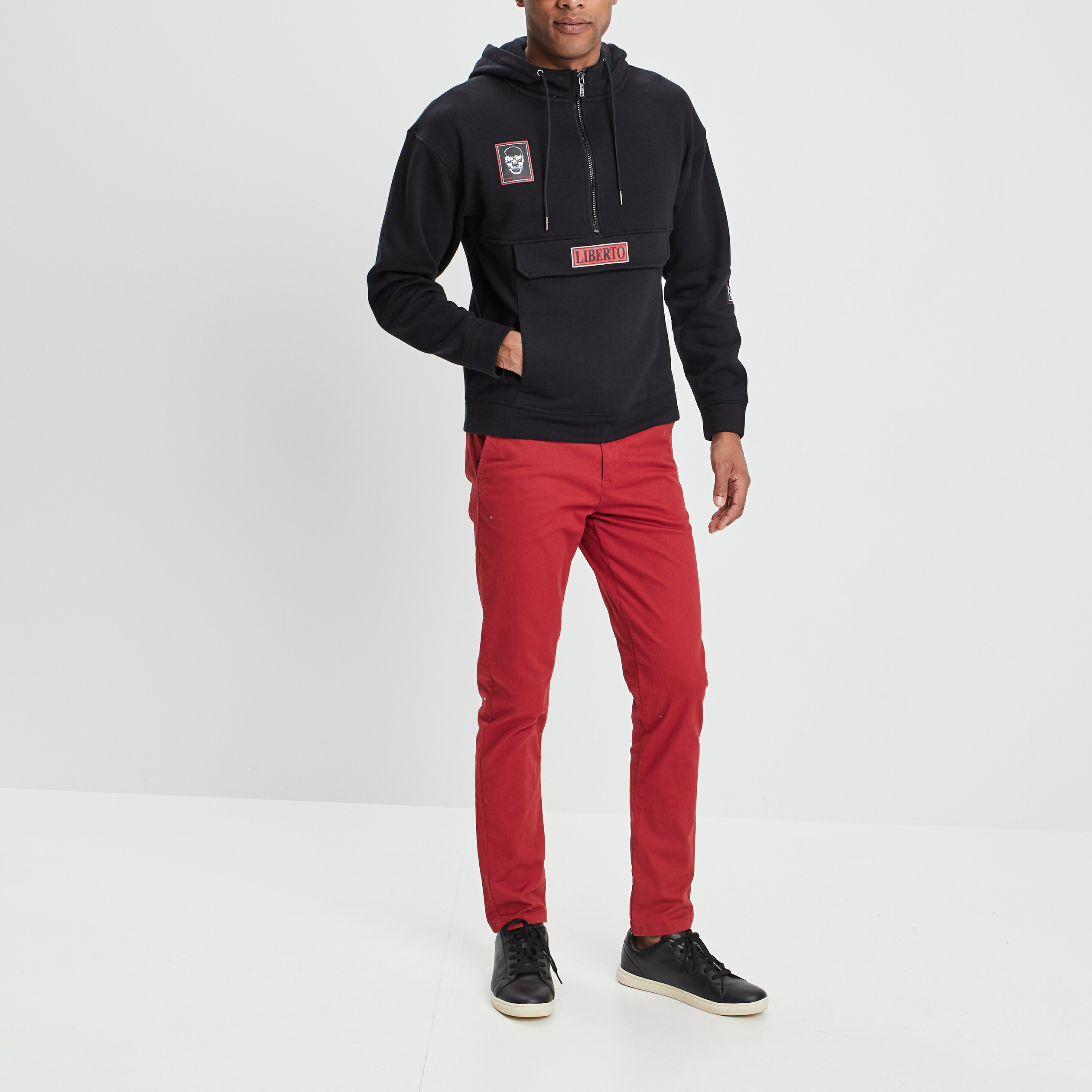 Sweat à capuche hoodie Liberto noir homme | La Halle