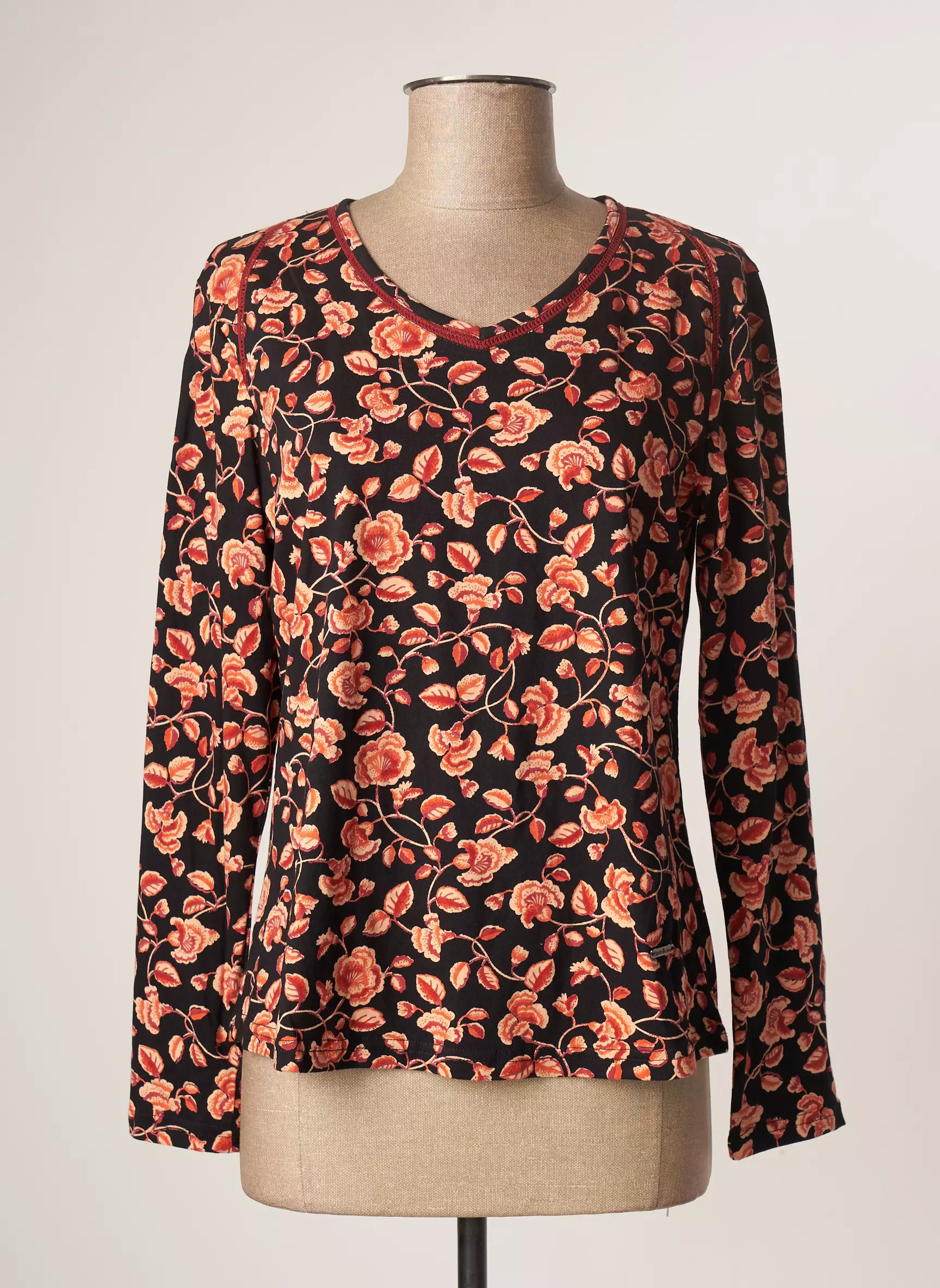 Agathe   Louise Tshirts Femme couleur noir