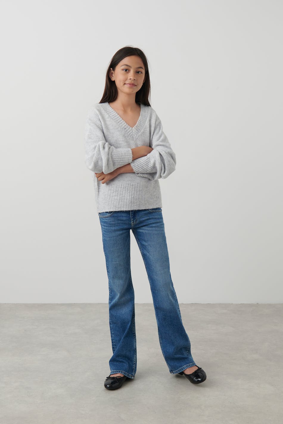 Y v-neck knitted sweater