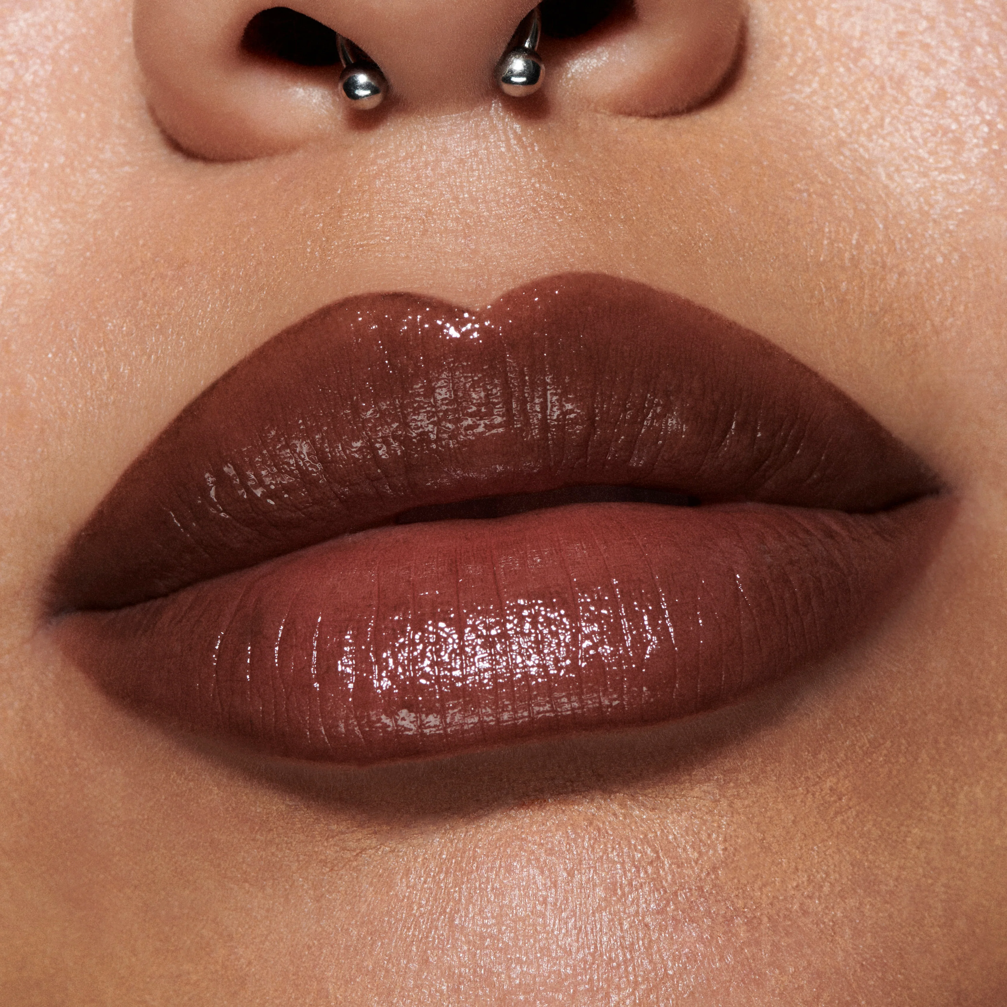 Lápiz labial brillante Lustreglass Sheer-Shine - Lápiz labial, lápiz labial brillante