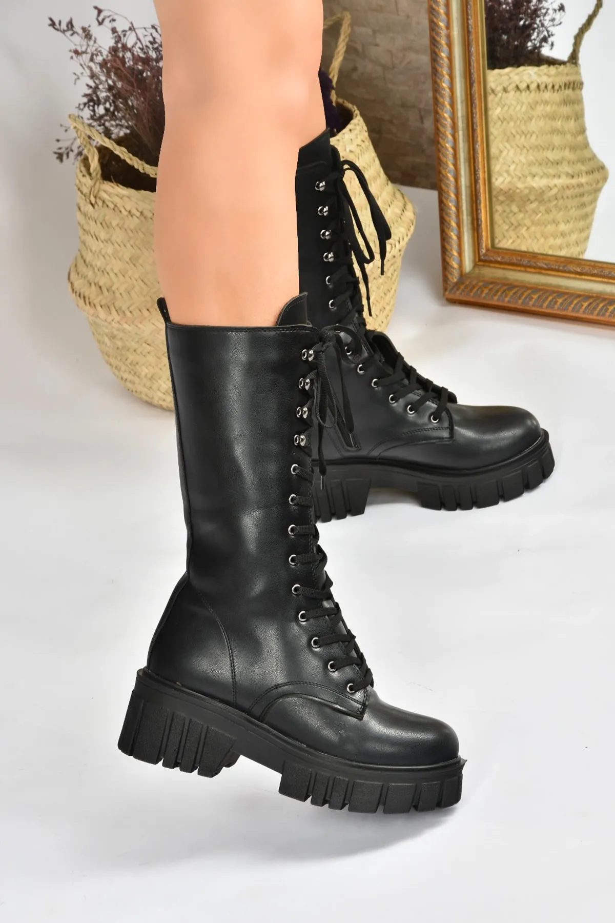 Fox Shoes  Damenstiefel aus schwarzem Leder L996081009