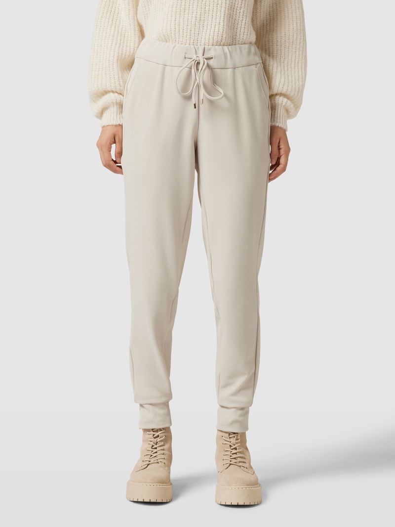 Verkürzte Jogpants mit elastischem Bund Modell 'CARY' in offwhite