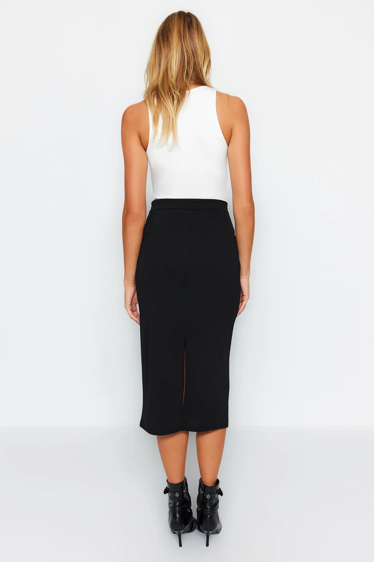 Trendyol Collection  Schwarzer eleganter Crêpe-Midi-Bleistiftrock mit hoher Taille, Stretch-Strickgürtel, Fleto-Tasche, TWOAW24ET00162