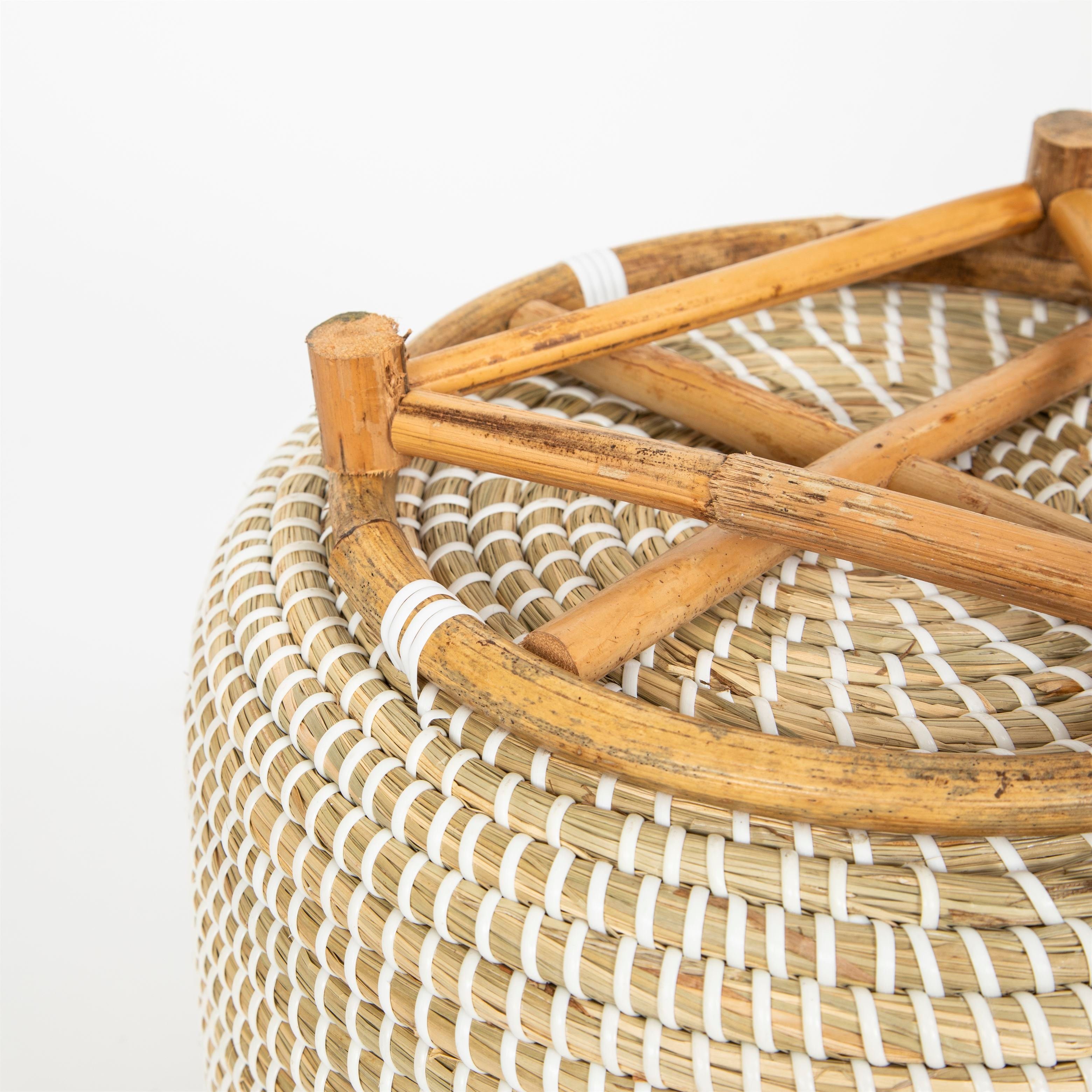 Terra Home Übertopf Pflanzenübertopf Seegras Rattan Ø33 H30 blau/türkis (mit Rattan Füßen, 1 St), Blumentopf Übertopf Füllkorb auf Holzbeinen blau/türkis