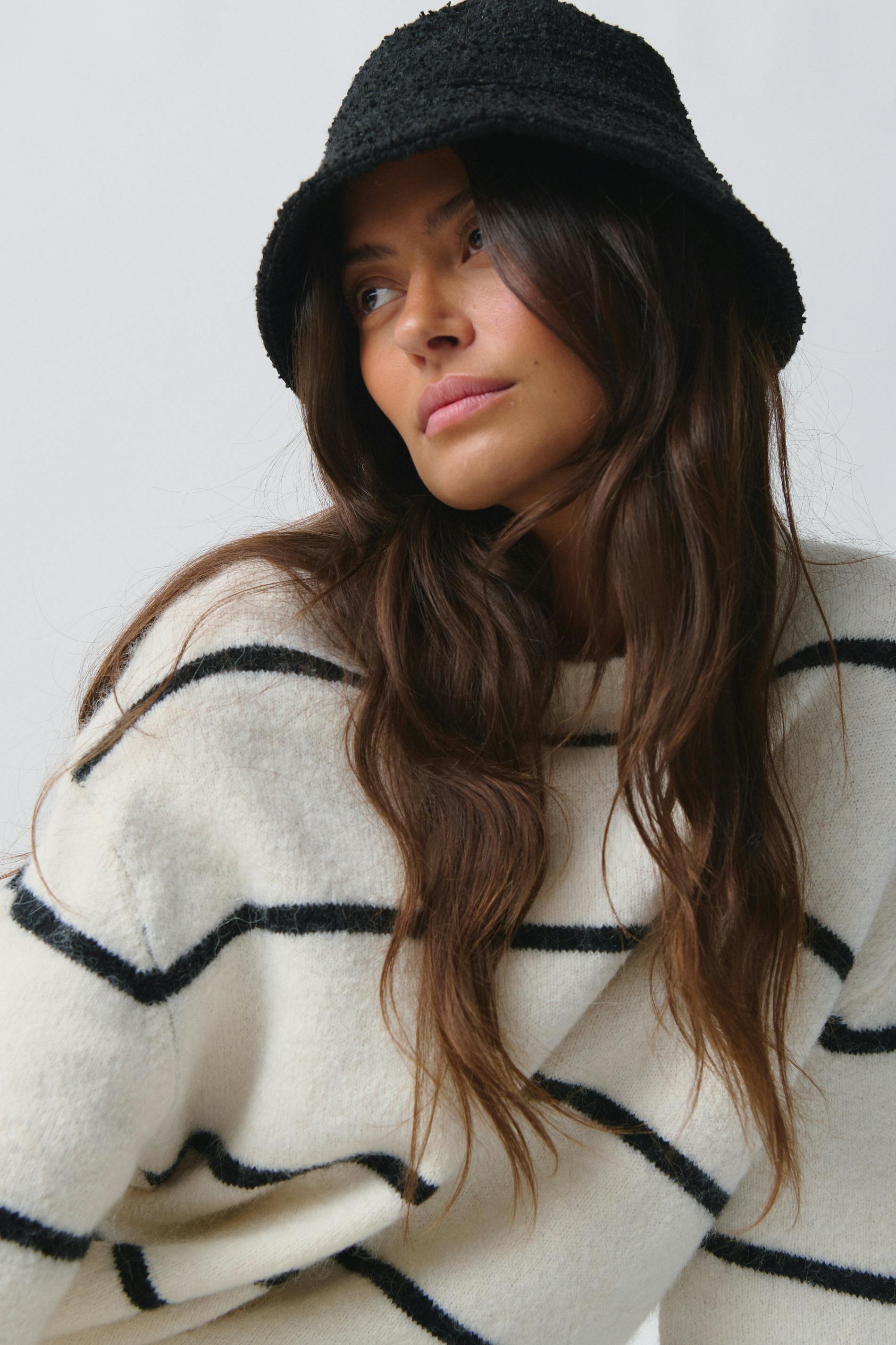 Tweed bucket hat