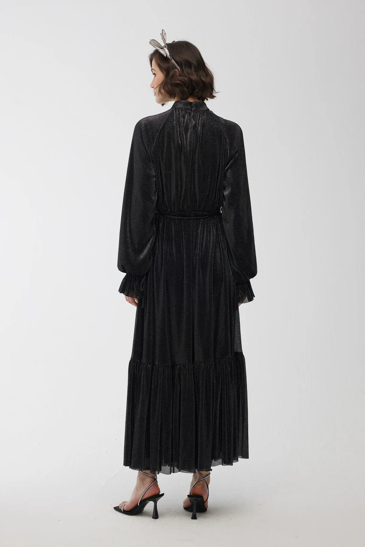 Manuka  Plissiertes glitzerndes Abendkleid in Schwarz