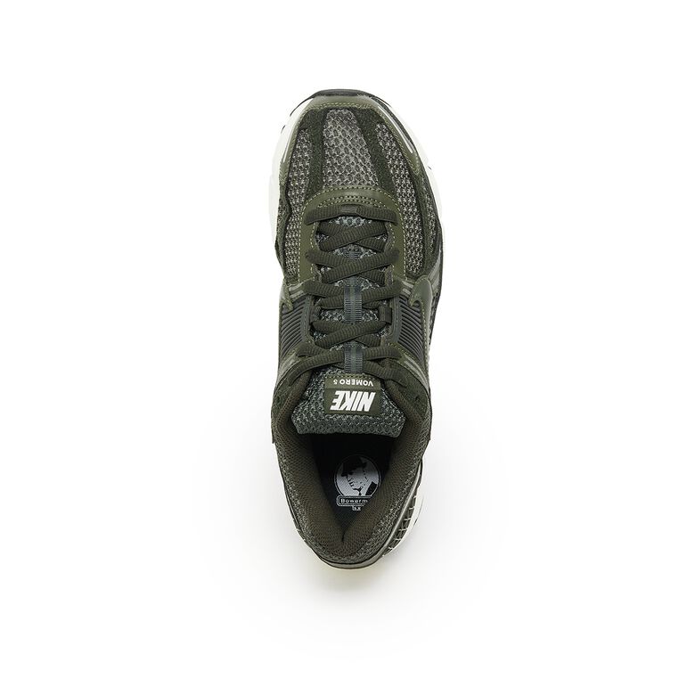 NIKE Wmns Zoom Vomero 5 