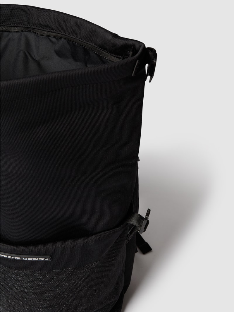 Rucksack mit Label-Patch Modell 'Porsche Design' in schwarz
