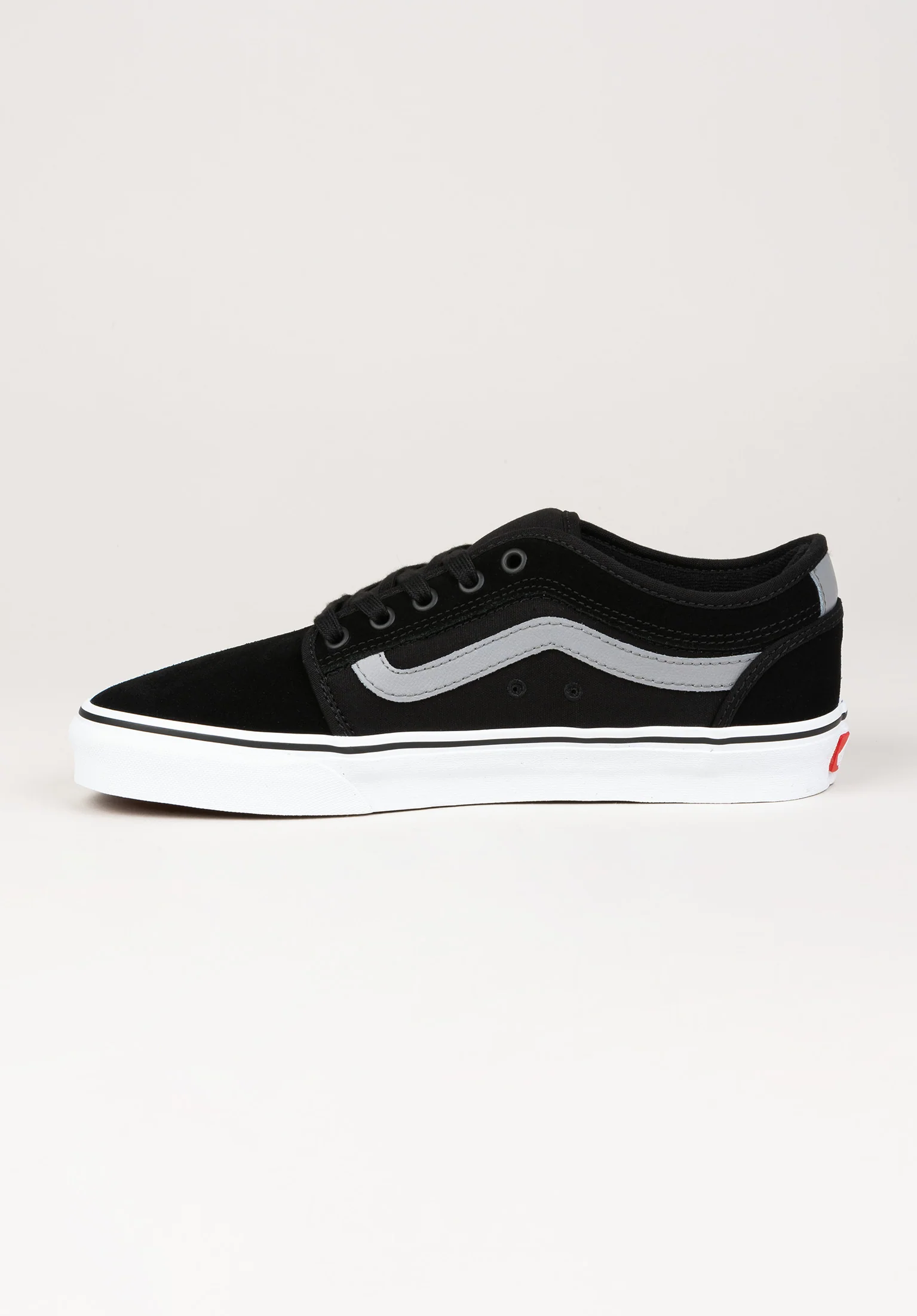 Chukka Low Sidestripe