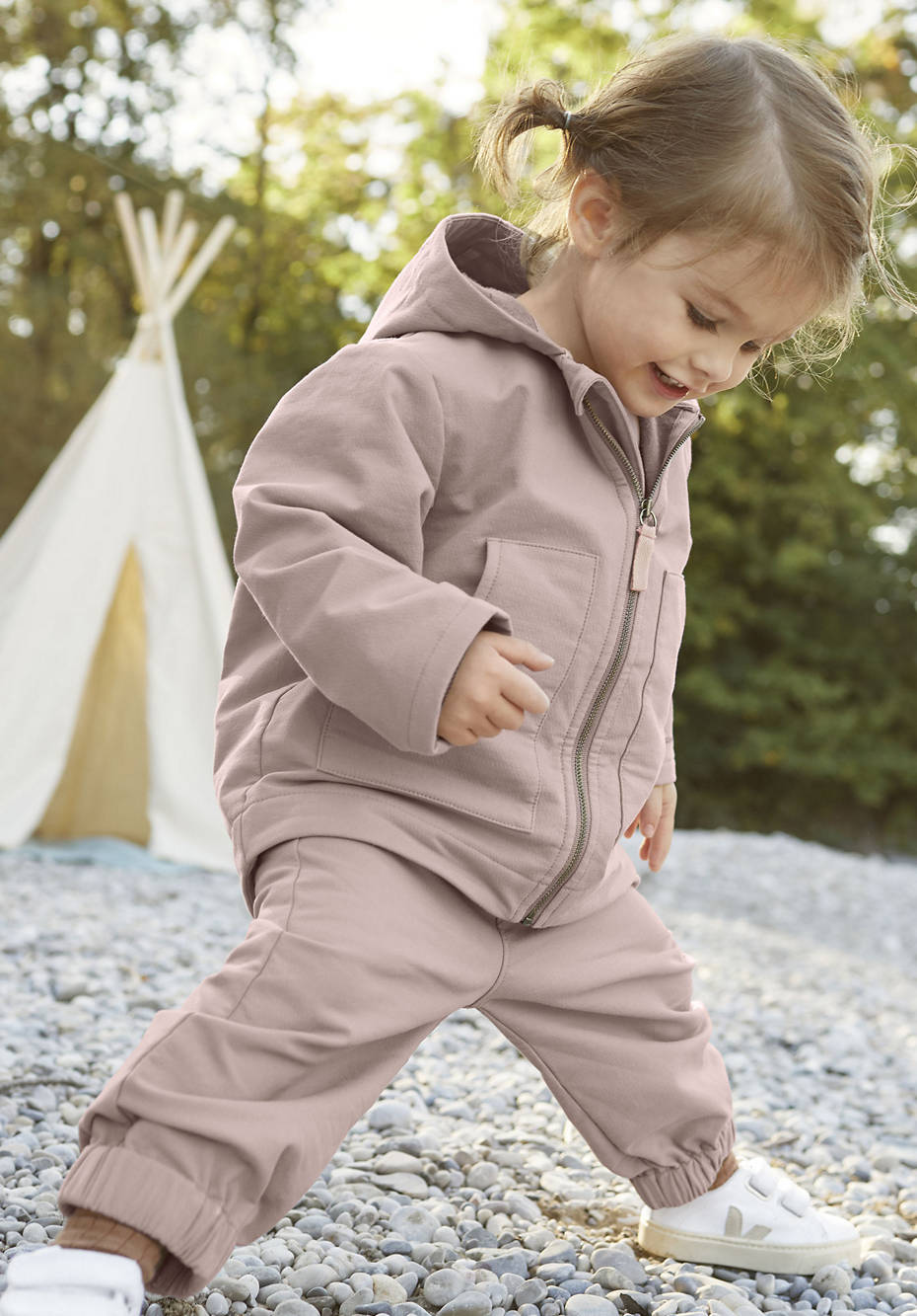 Softshell-Latzhose aus Bio-Baumwolle