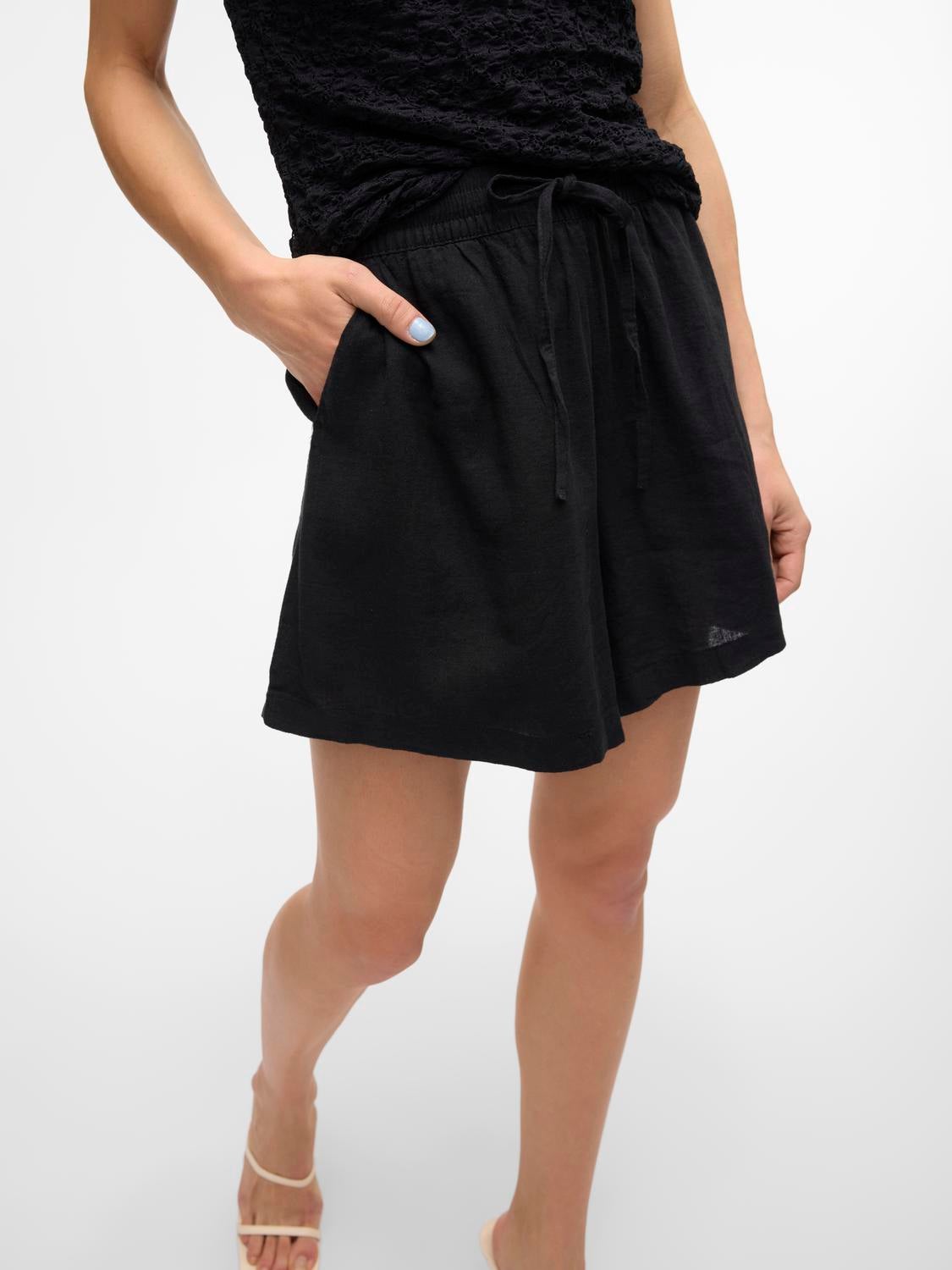 VMLINN Shorts