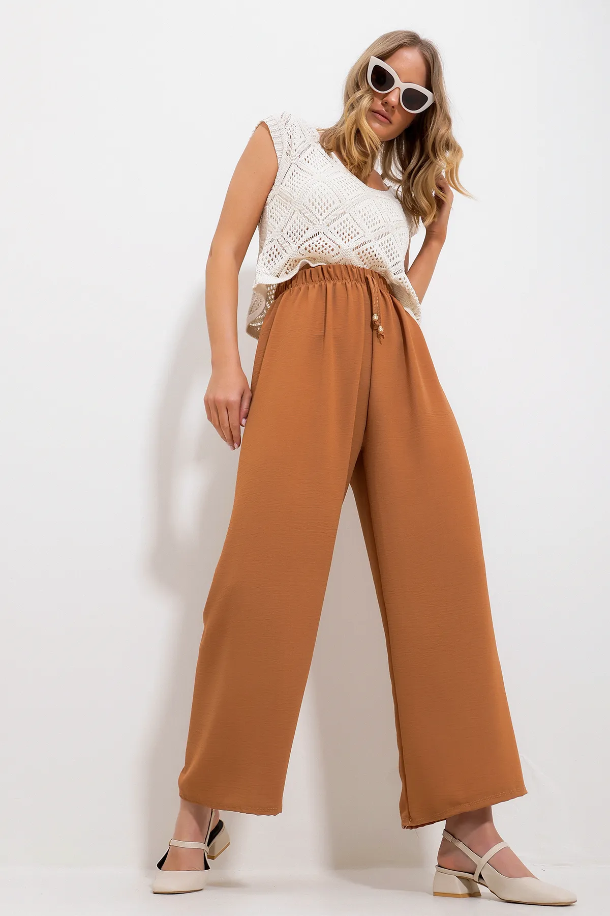 Trend Alaçatı Stili  Bequeme, präzise Aerobin-Hose für Damen in Hellbraun mit elastischem Bund, Alc-X6625