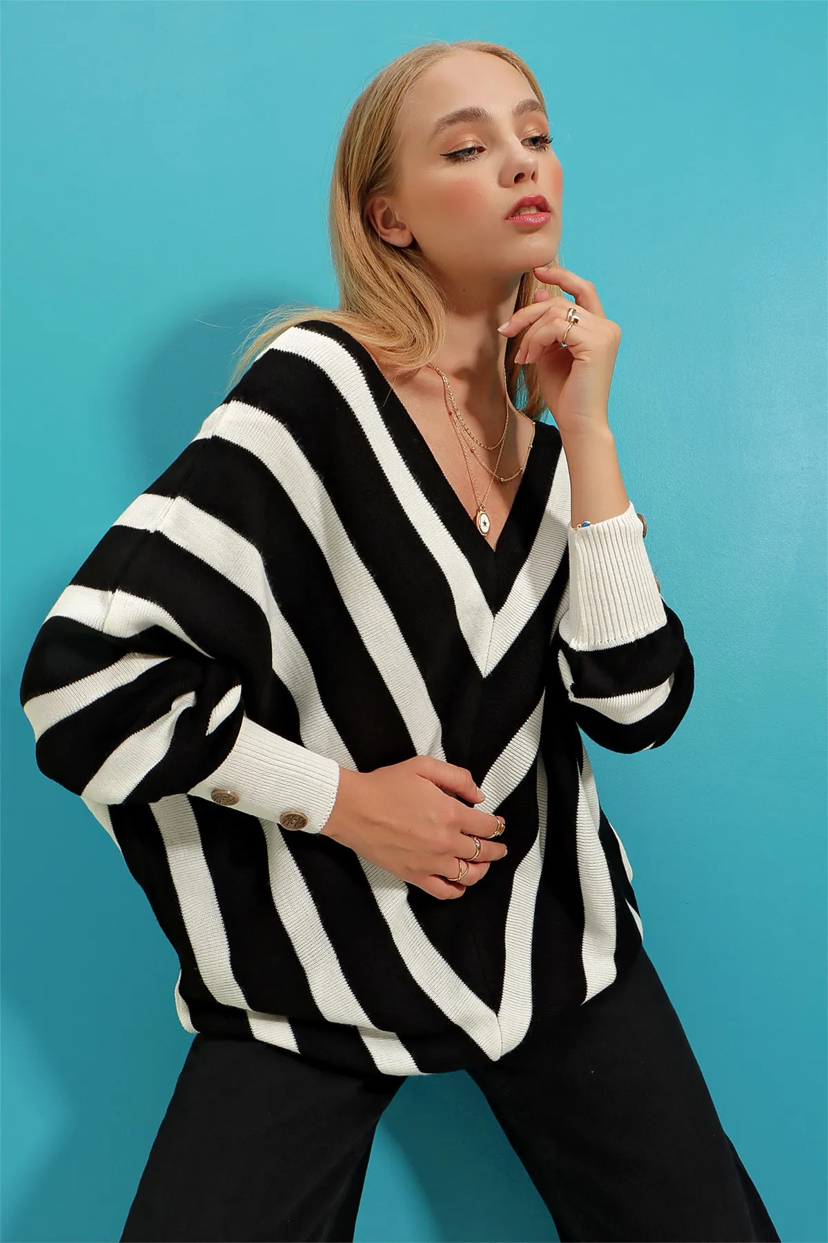 Trend Alaçatı Stili  Pullover - Schwarz - Regular Fit