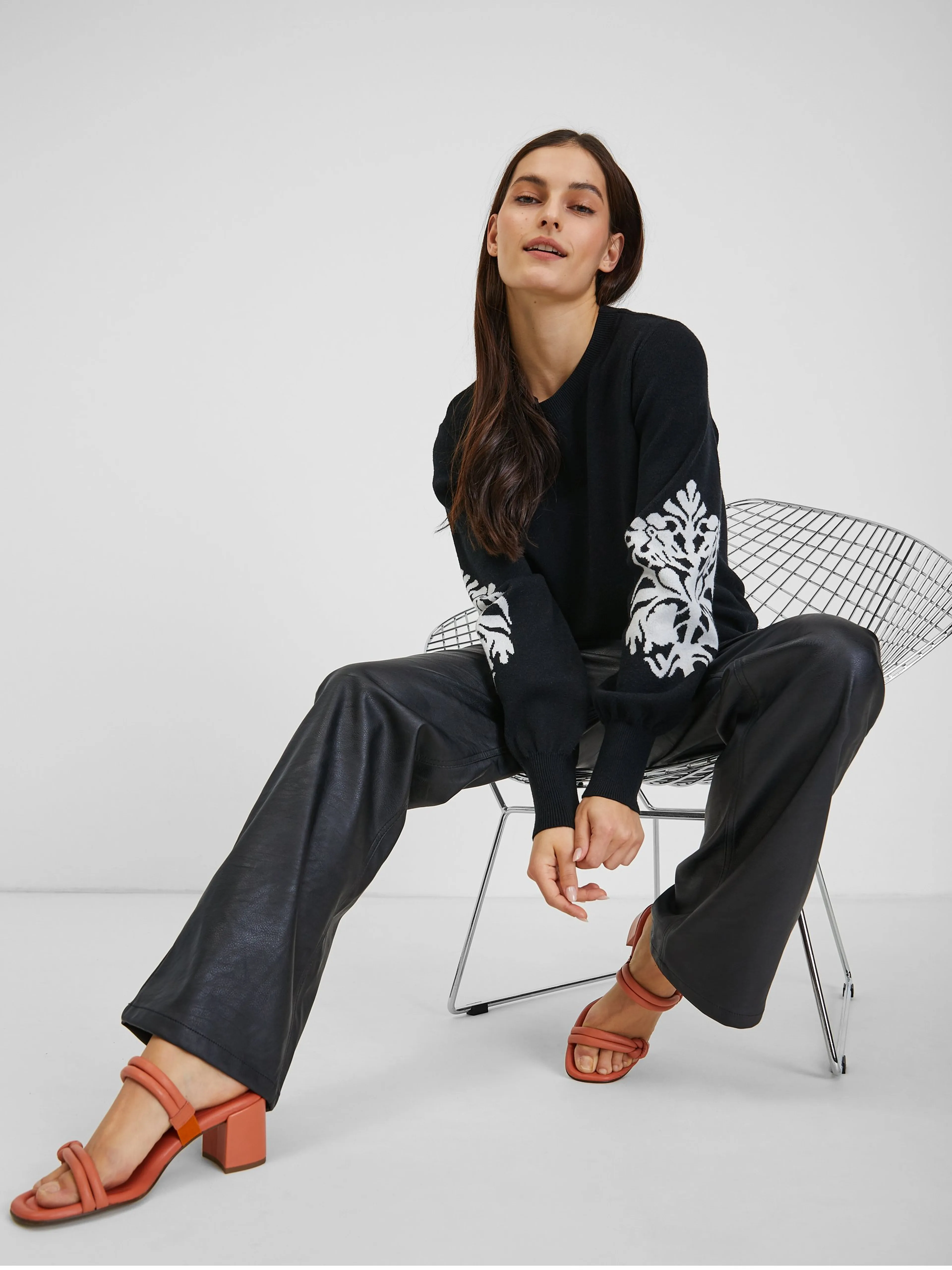 Weiß-schwarzer Damen Pullover ORSAY