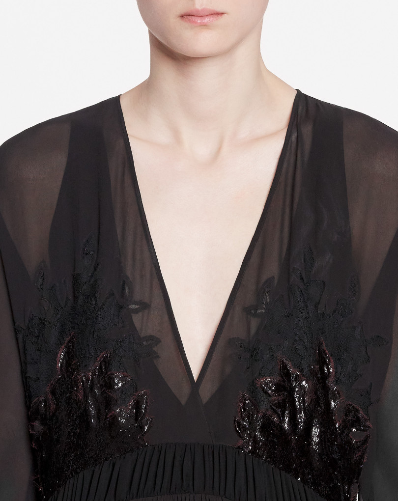 ROBE COURTE EN VELOURS À COL EN V