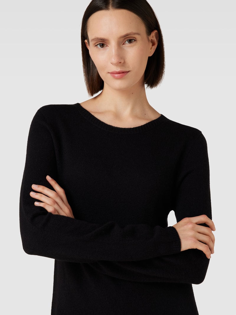 Strickkleid mit Rundhalsausschnitt in schwarz