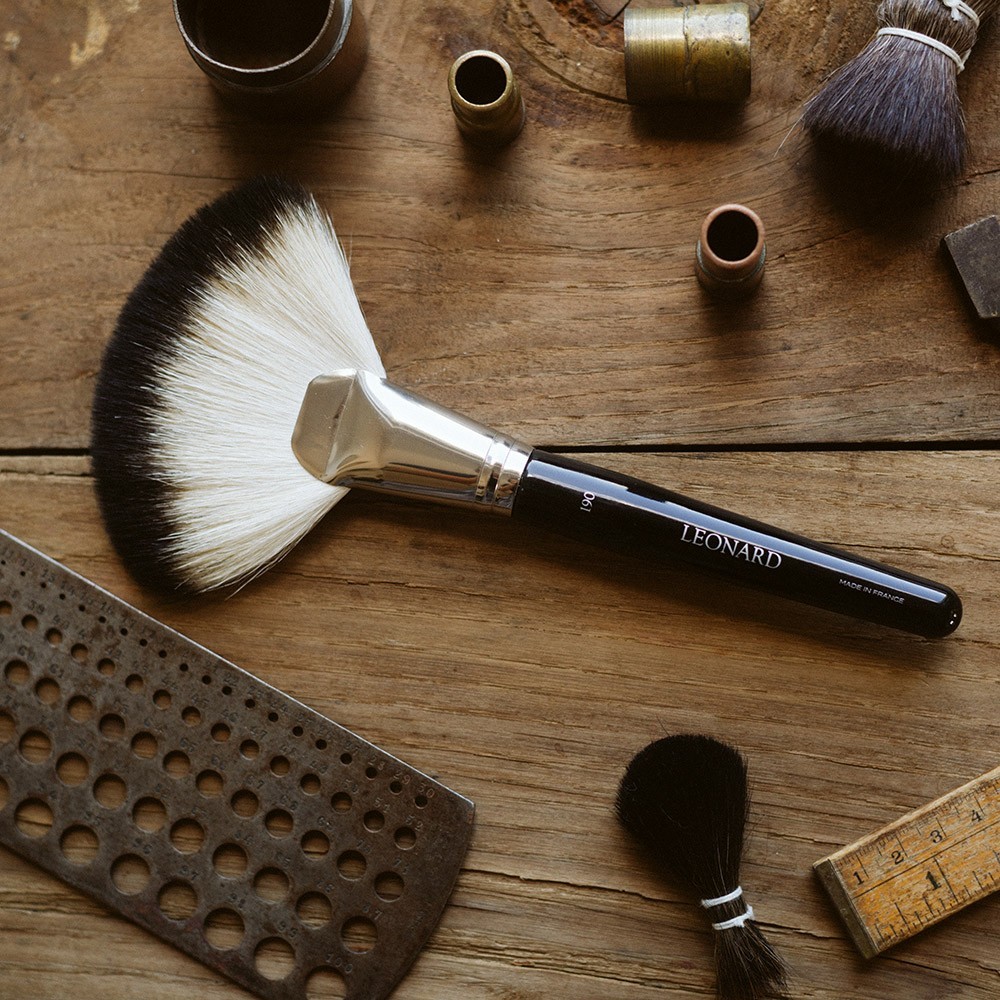 Veľký vejárový štetec Leonard Brushes č. 190
