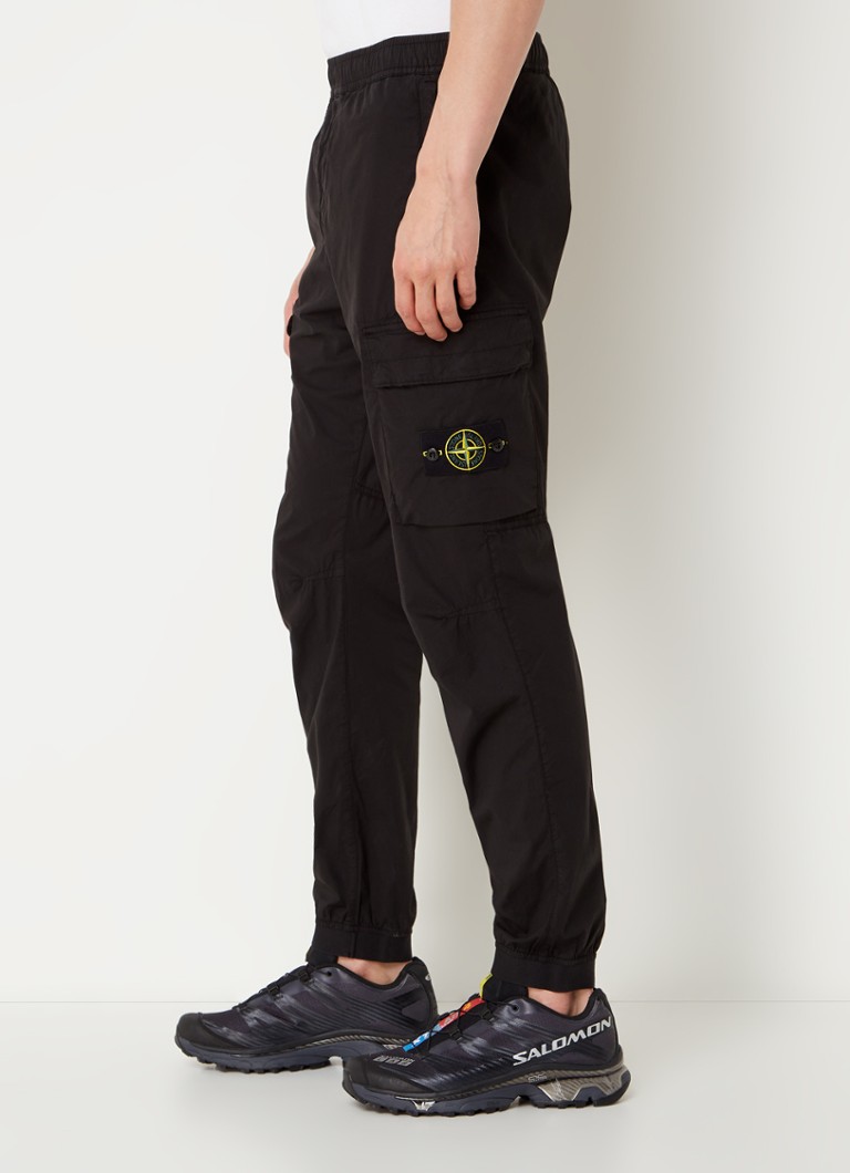 Pantaloni cargo conici Stone Island 31303 cu cizme din piele