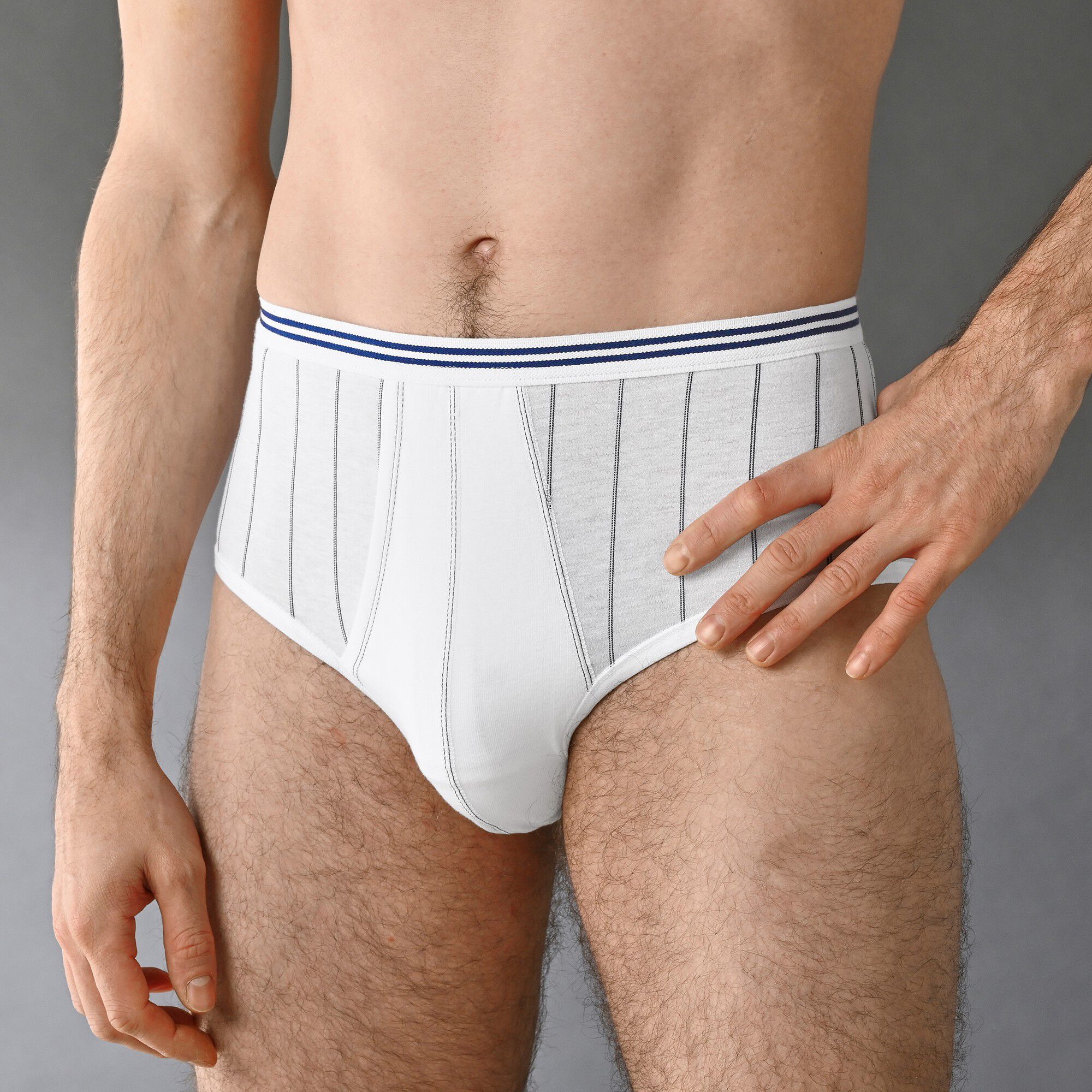 Slip ouvert taille haute