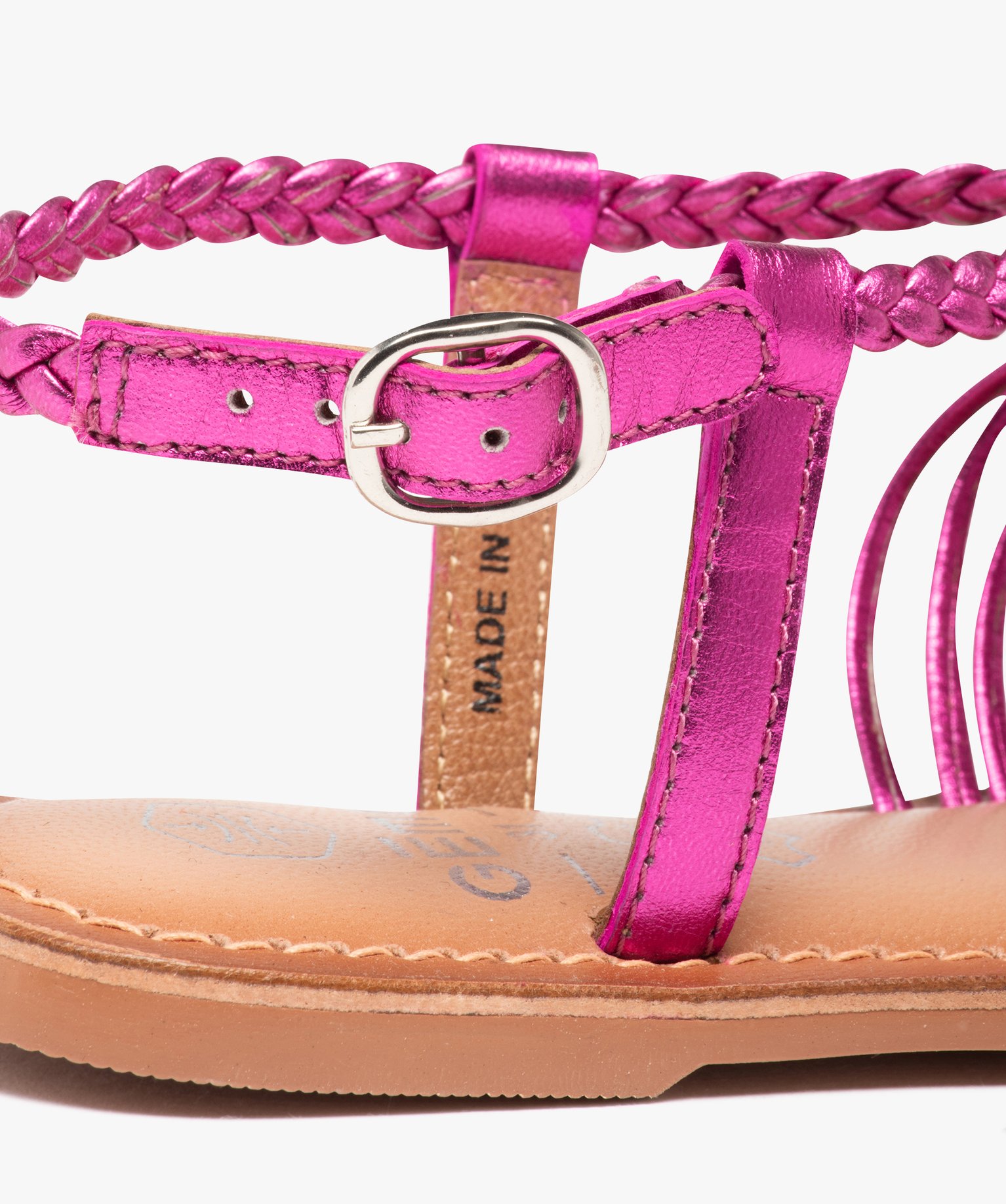 Sandales fille à fines brides tressées en cuir métallisé rose | GEMO