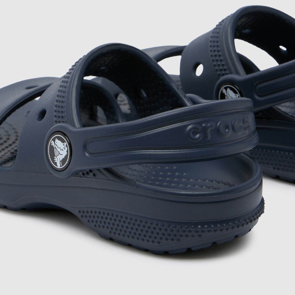 Crocs marinblå klassiska sandaler för småbarn