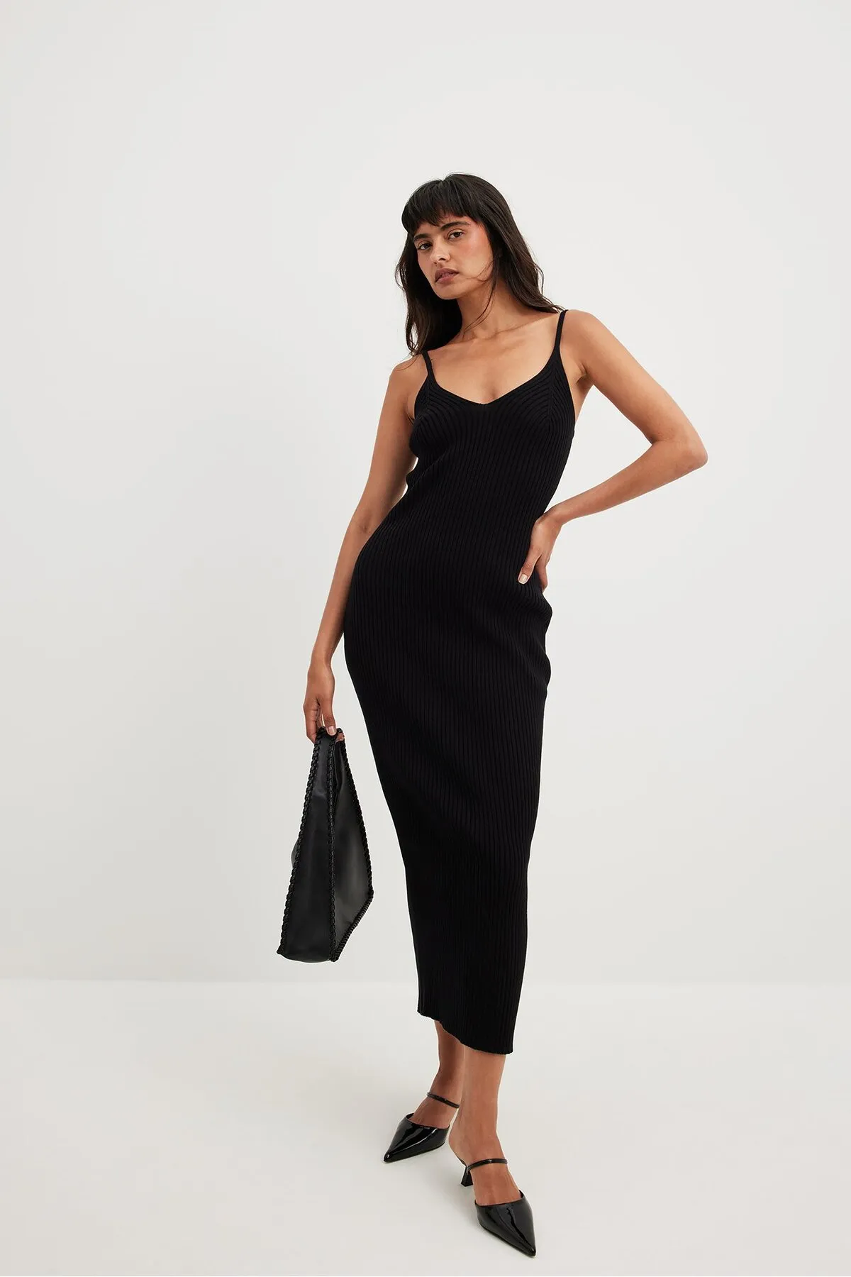 NA-KD  Geripptes Midi-Slipkleid aus Strick