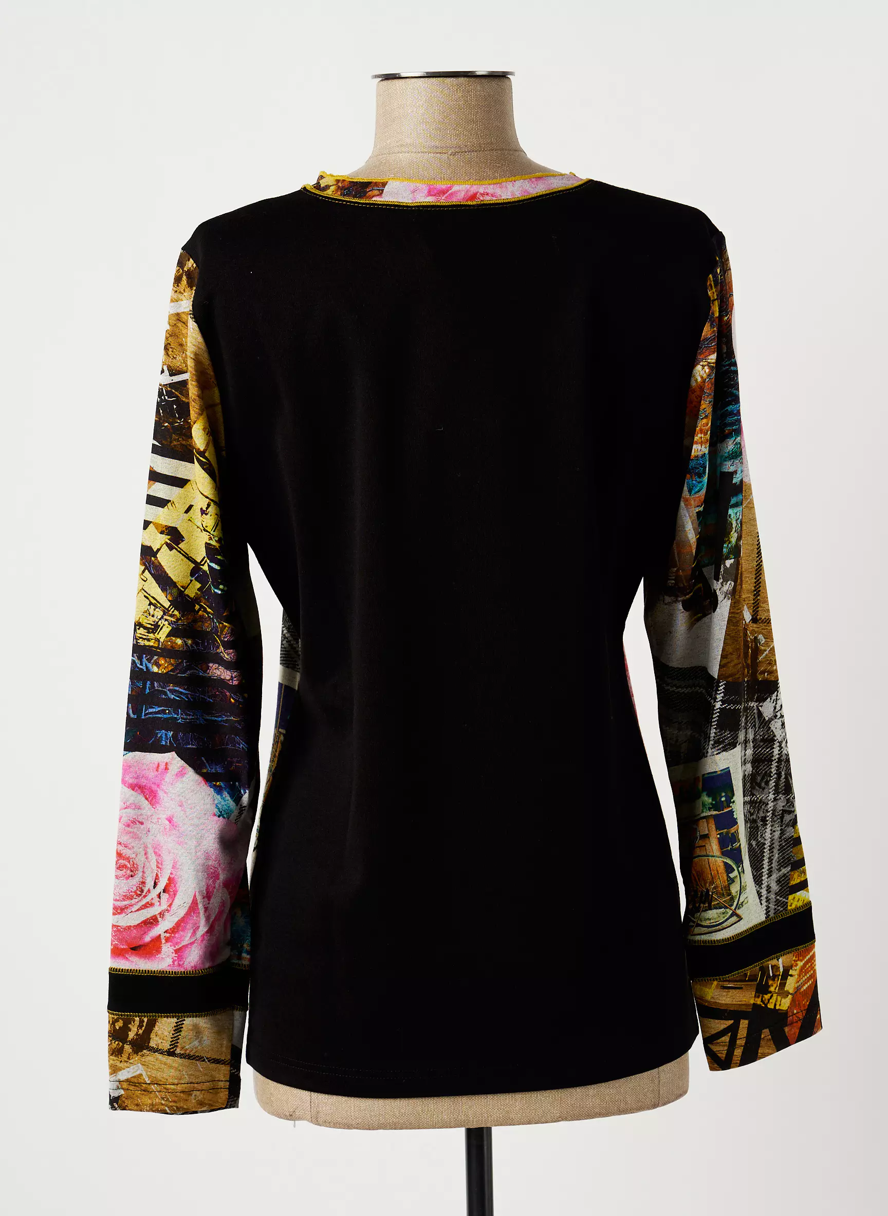 Guy Dubouis Tshirts Femme couleur noir