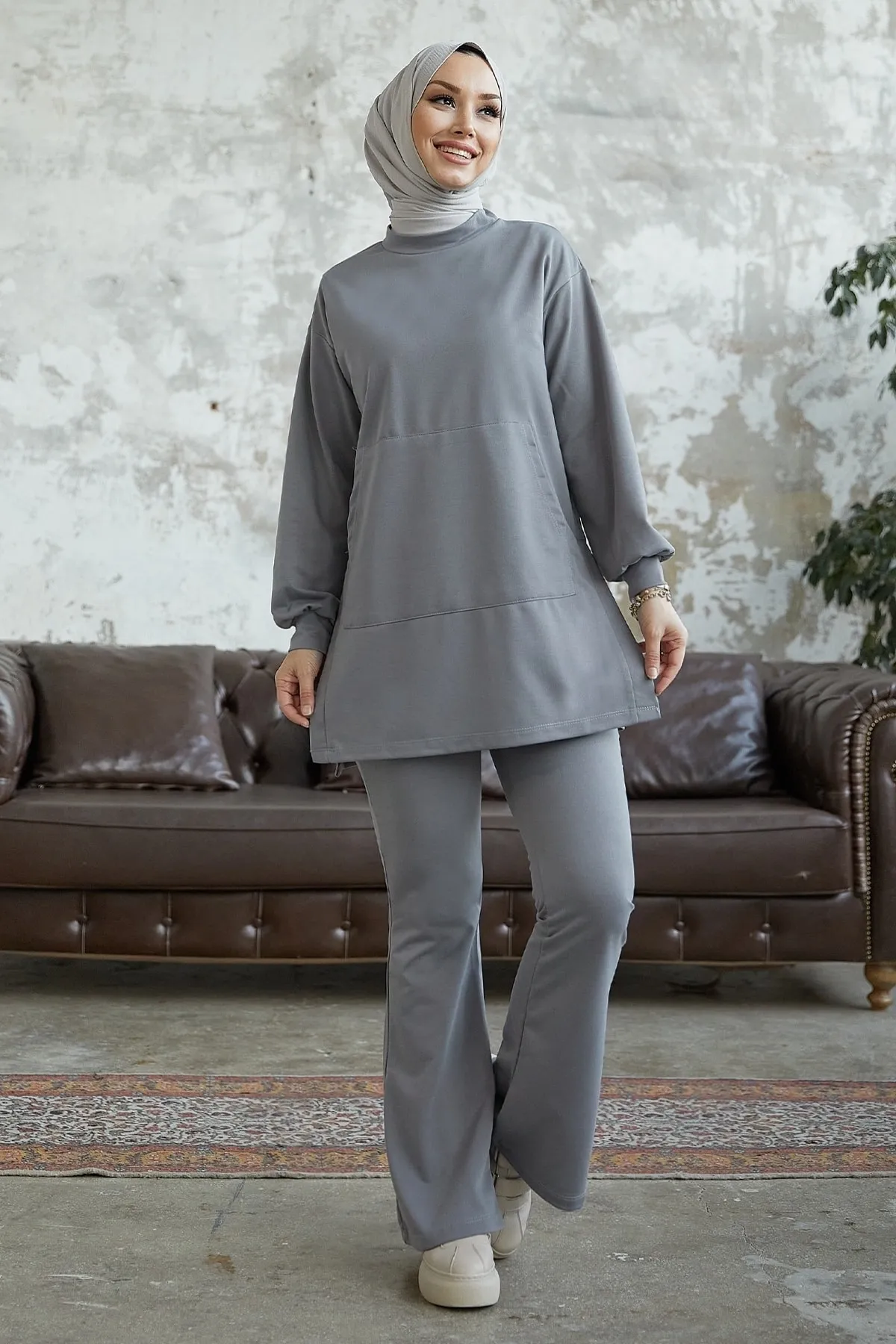 InStyle  Miora Spanischer Knöchel-Zweiteiler – Grau