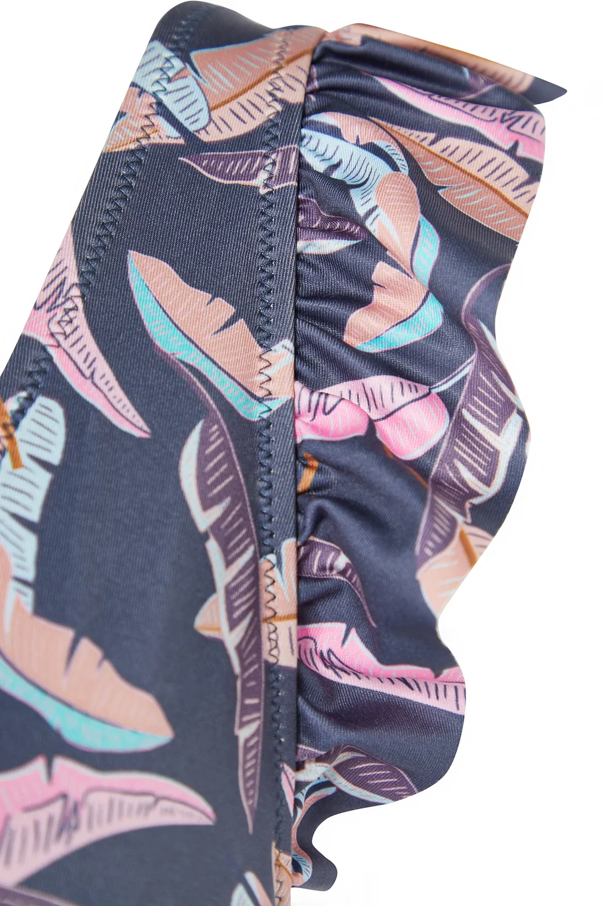 Trendyol Collection  Triangel-Bikinioberteil mit Rüschenblattmuster TBESS21BU0056