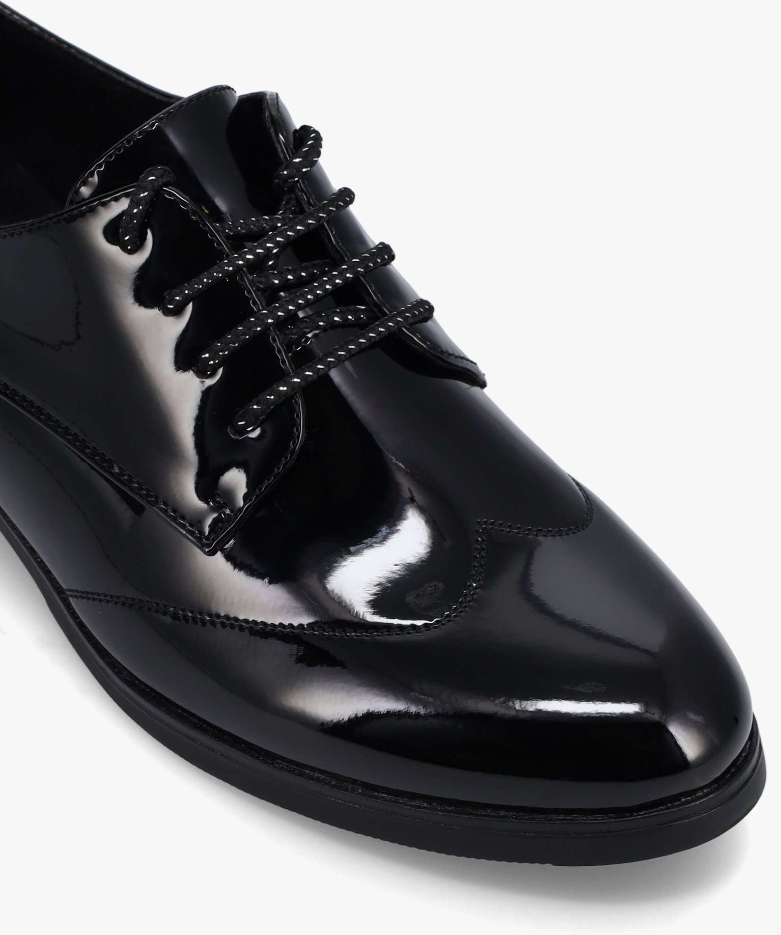 Derbies femme à talon plat et dessus fantaisie noir | GEMO