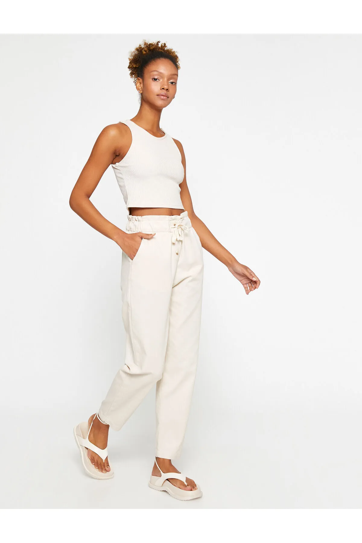 Koton  Karottenhose mit Taschendetail zum Binden an der Taille