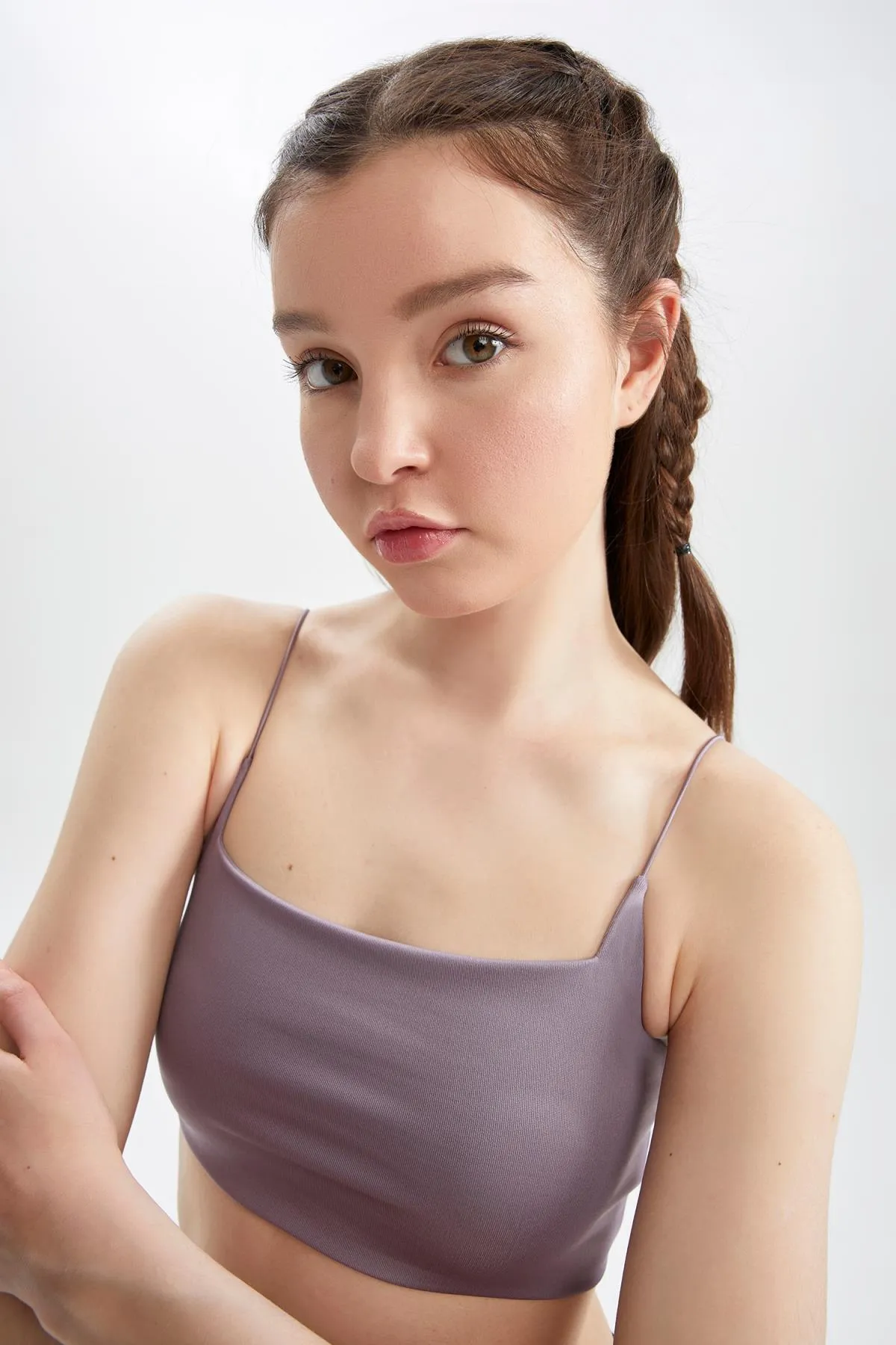 DeFacto  Crop Top mit Rundhalsausschnitt und Seilträgern - X8045az22sm