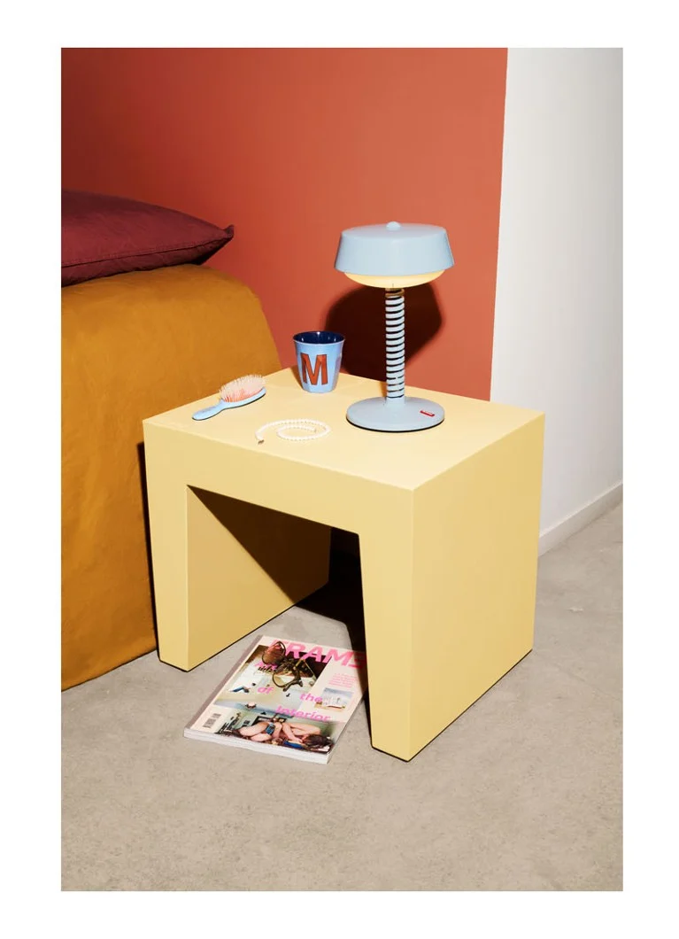 Scaun Fatboy din beton, șezut 40 x 50 cm.