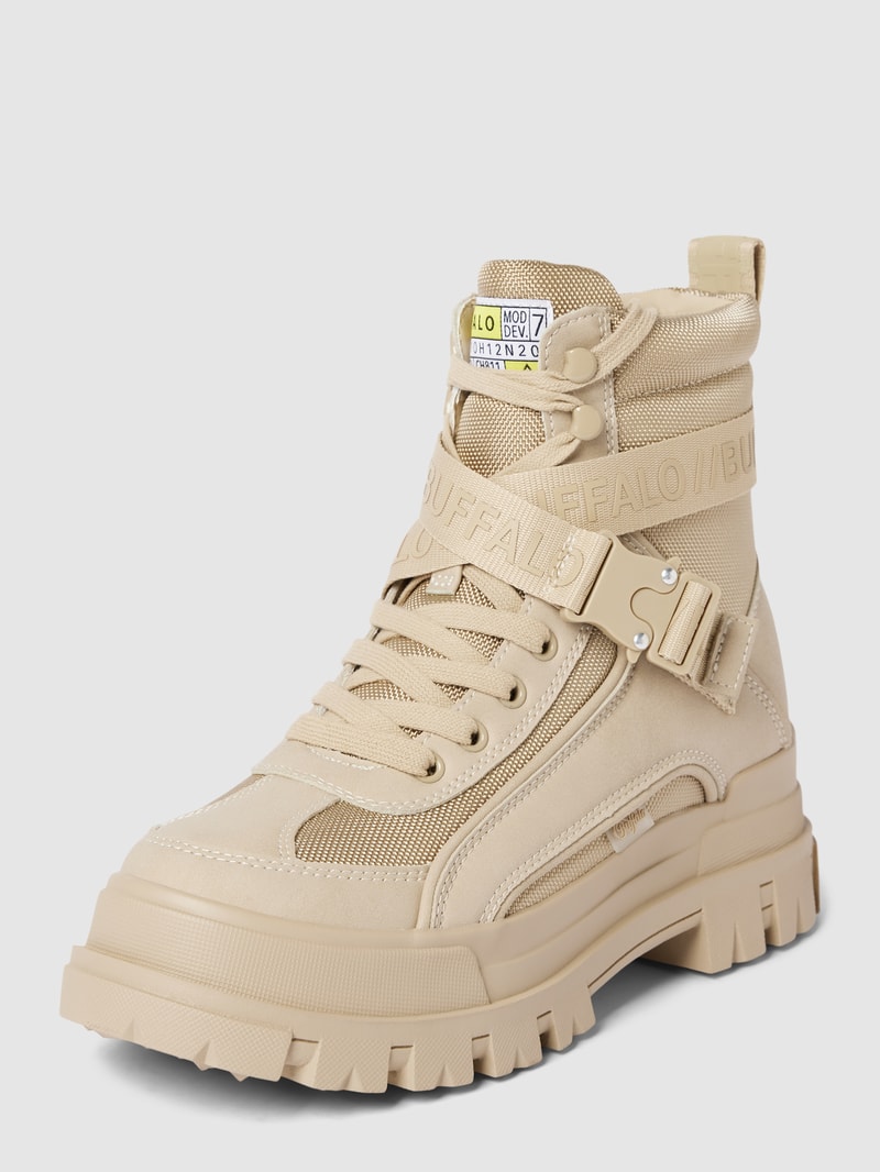 Schnürboots in Leder-Optik Modell 'ASPHA' in beige