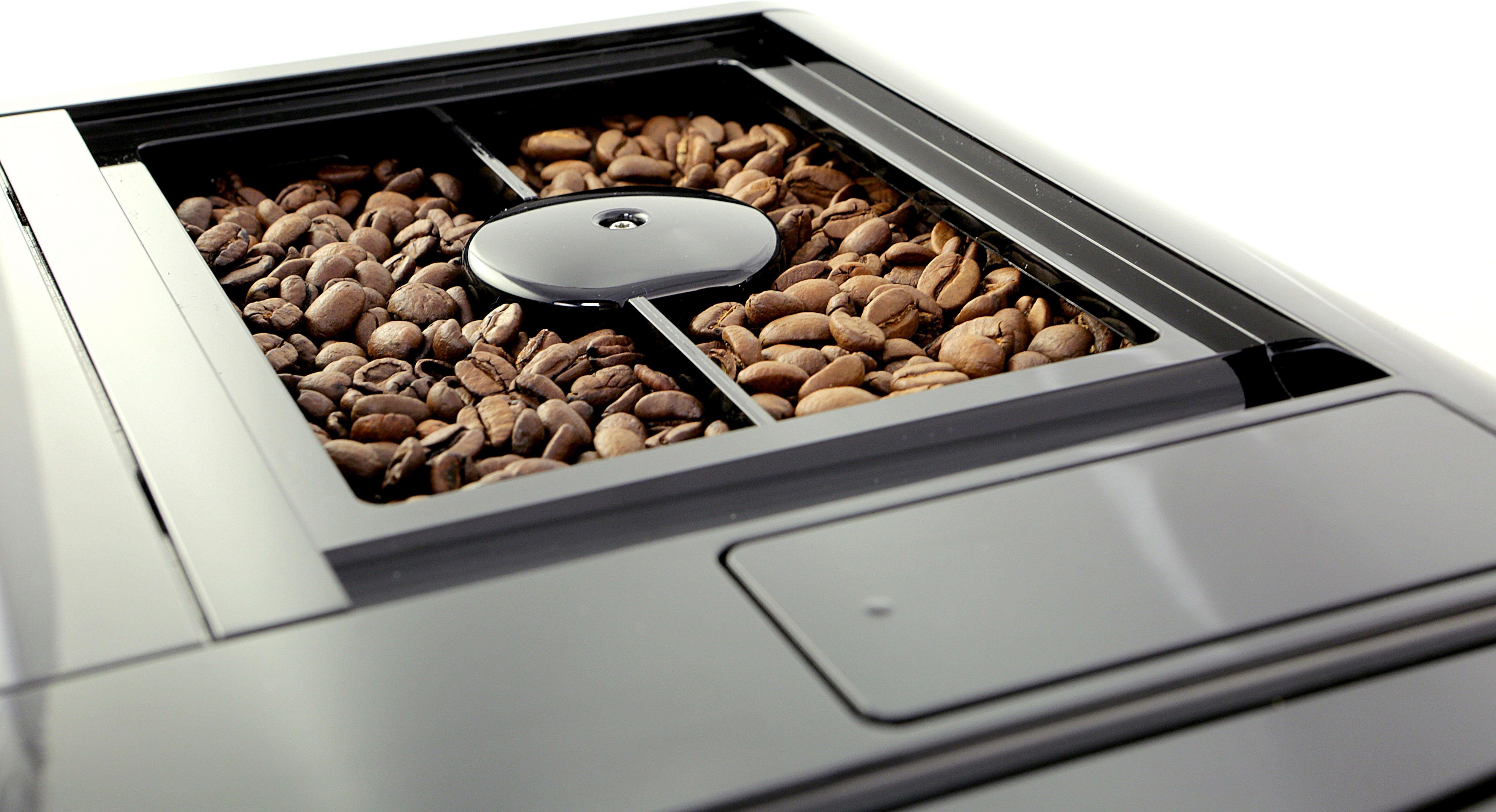 Melitta Kaffeevollautomat Barista TS Smart® F850-102, schwarz, 21 Kaffeerezepte & 8 Benutzerprofile, 2-Kammer Bohnenbehälter