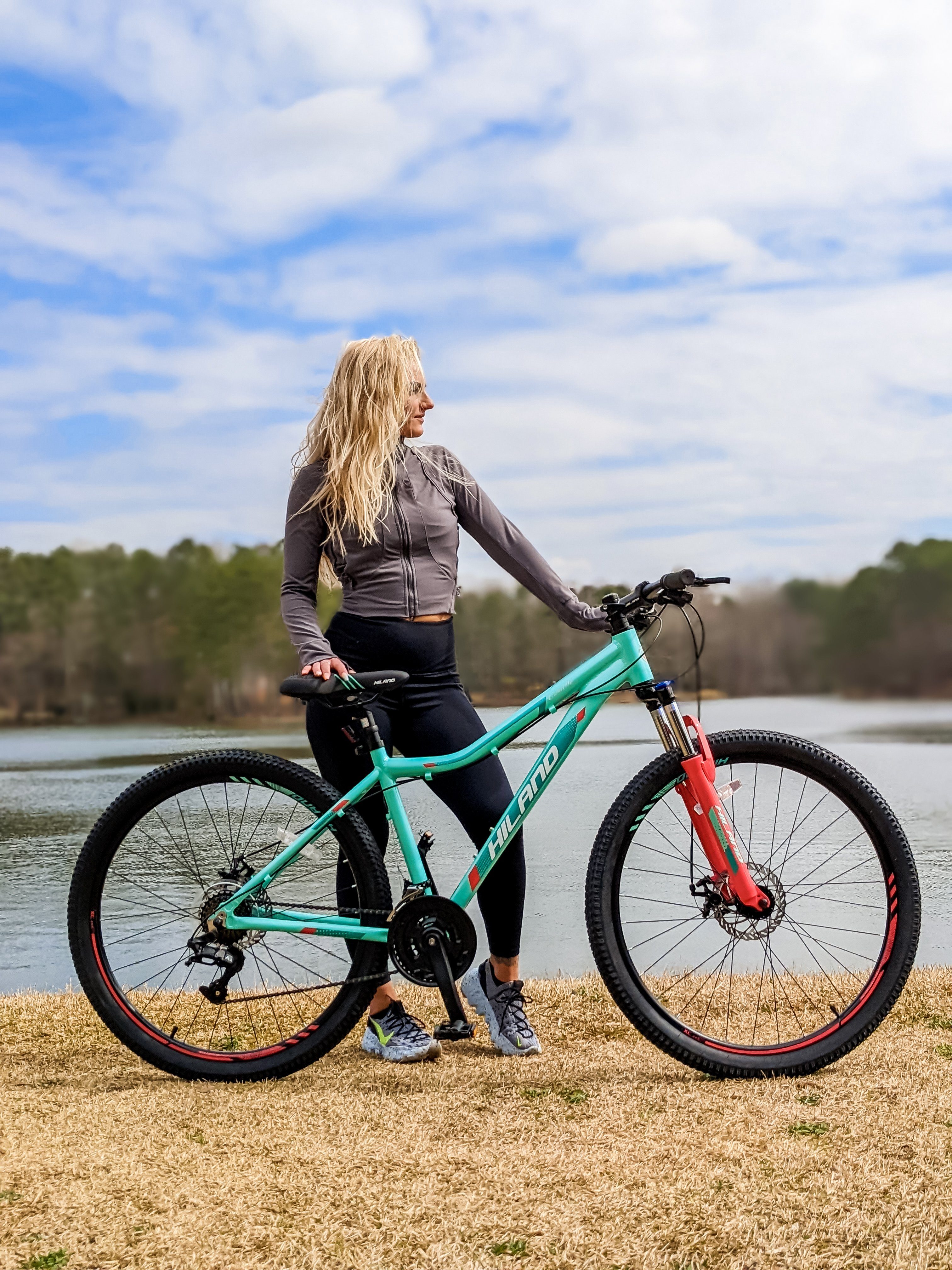 HILAND Mountainbike 26/27.5 Zoll MTB Damen mit 21 Gang,Doppelscheibenbremse, 21 Gang Shimano Tourney Schaltwerk, Kettenschaltung, (set), für Damen 160 - 180 cm MTB Hardtail Fahrrad