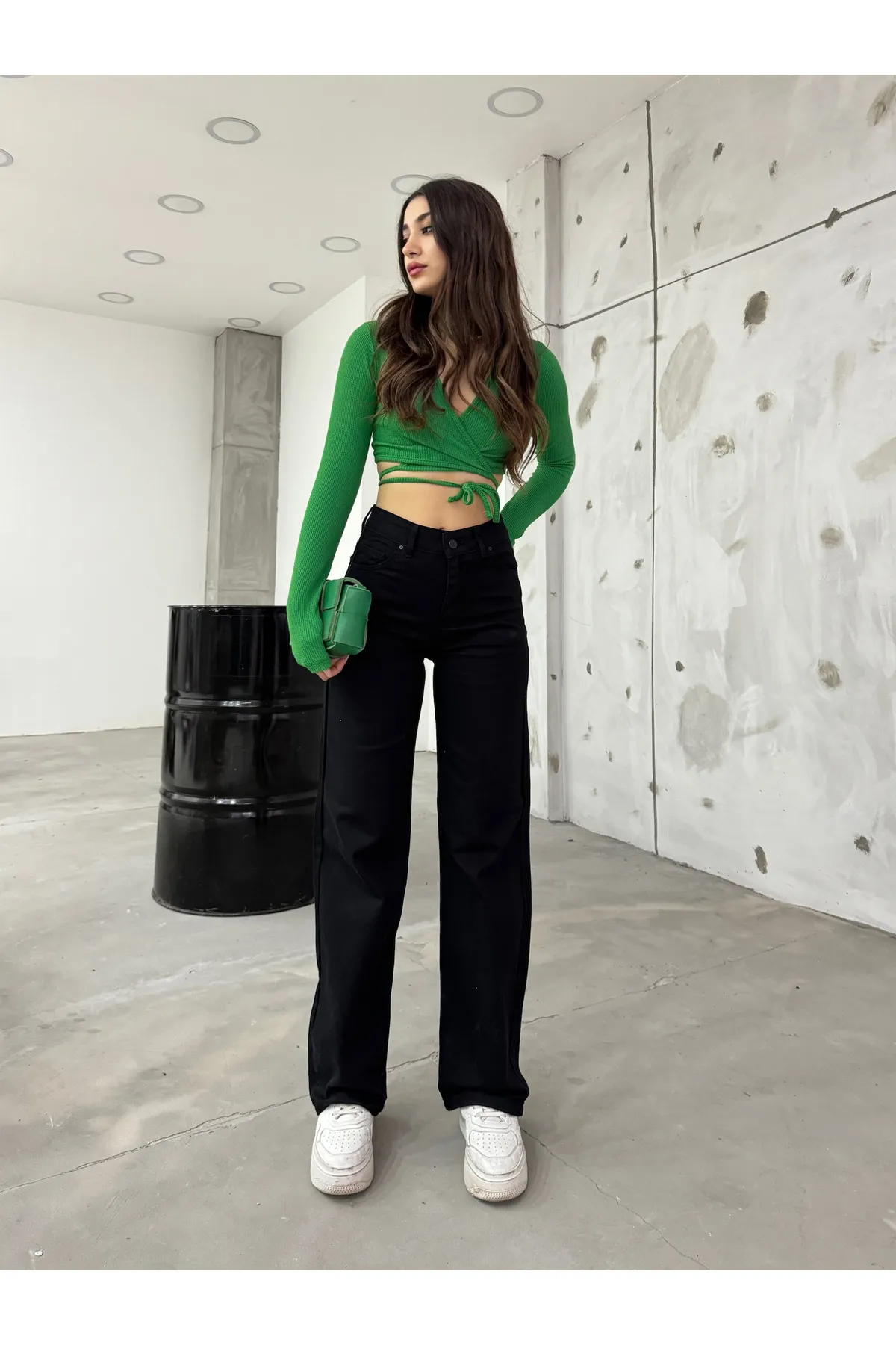BİKELİFE  Schwarze Palazzo-Hose mit weitem Bein und hoher Taille für Damen