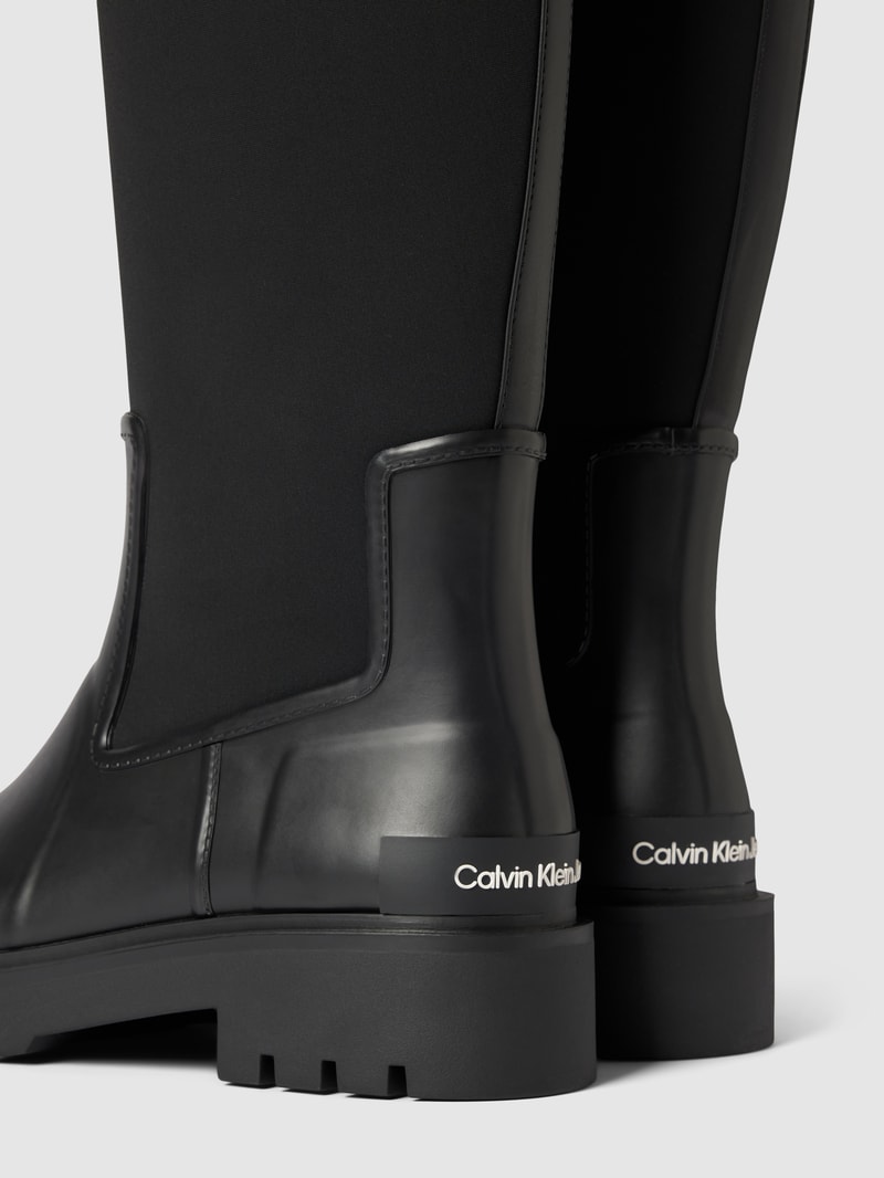 Boots mit Label-Print in black