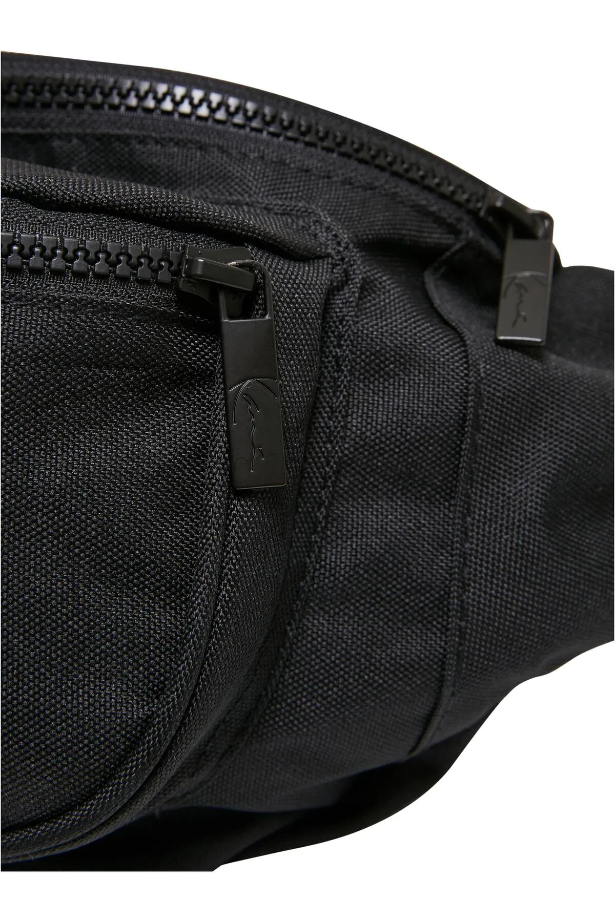 KARL KANI  Herren KKMACCQ32011BLK Signature Waist Bag schwarz