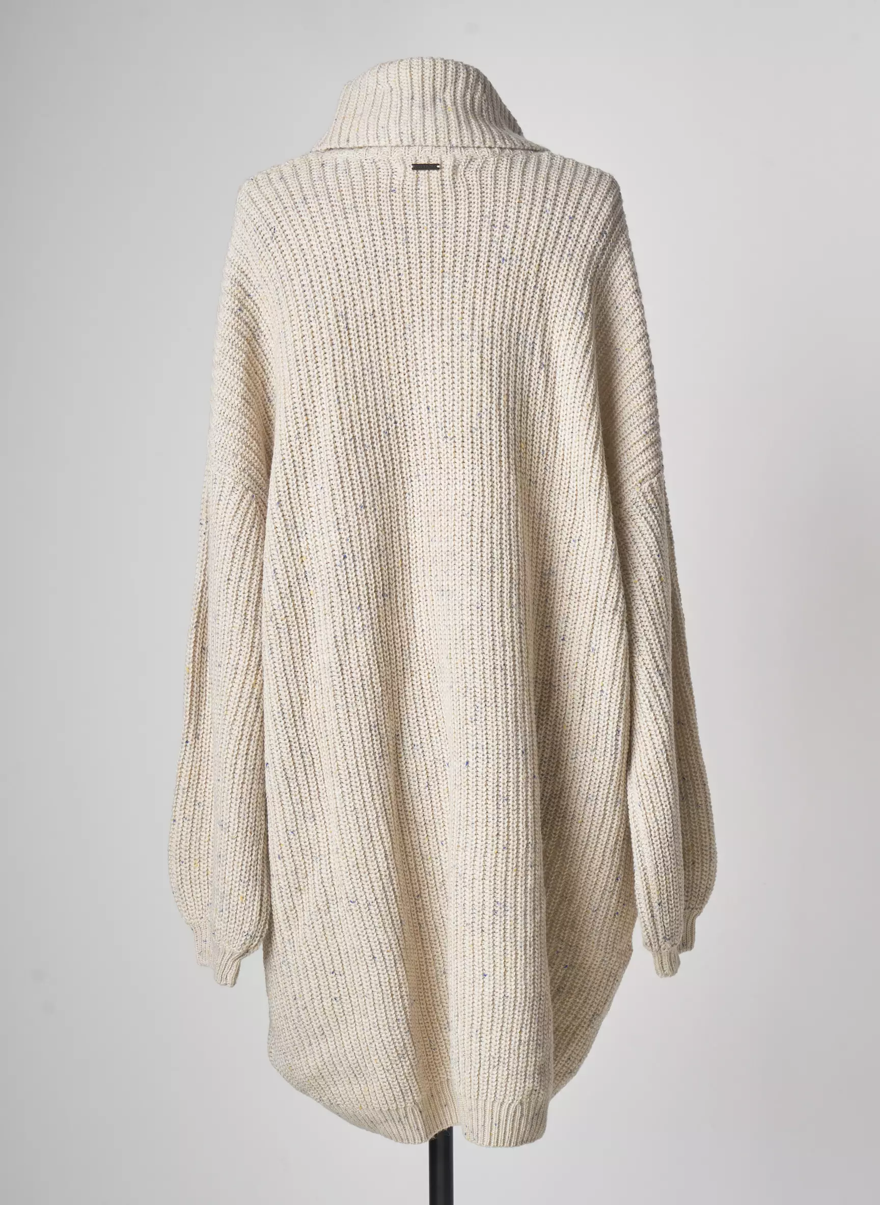 Billabong Robes Pulls Femme couleur blanc