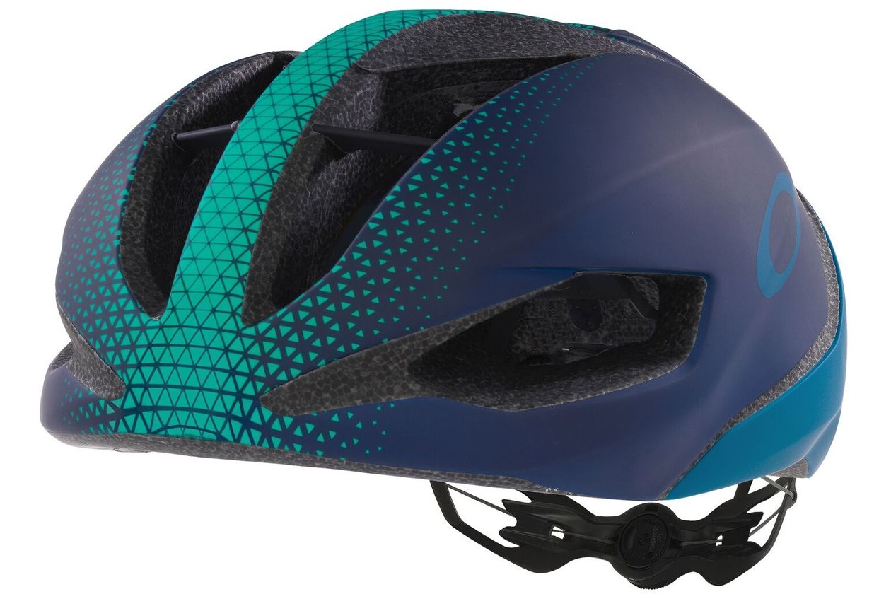 Oakley ARO5